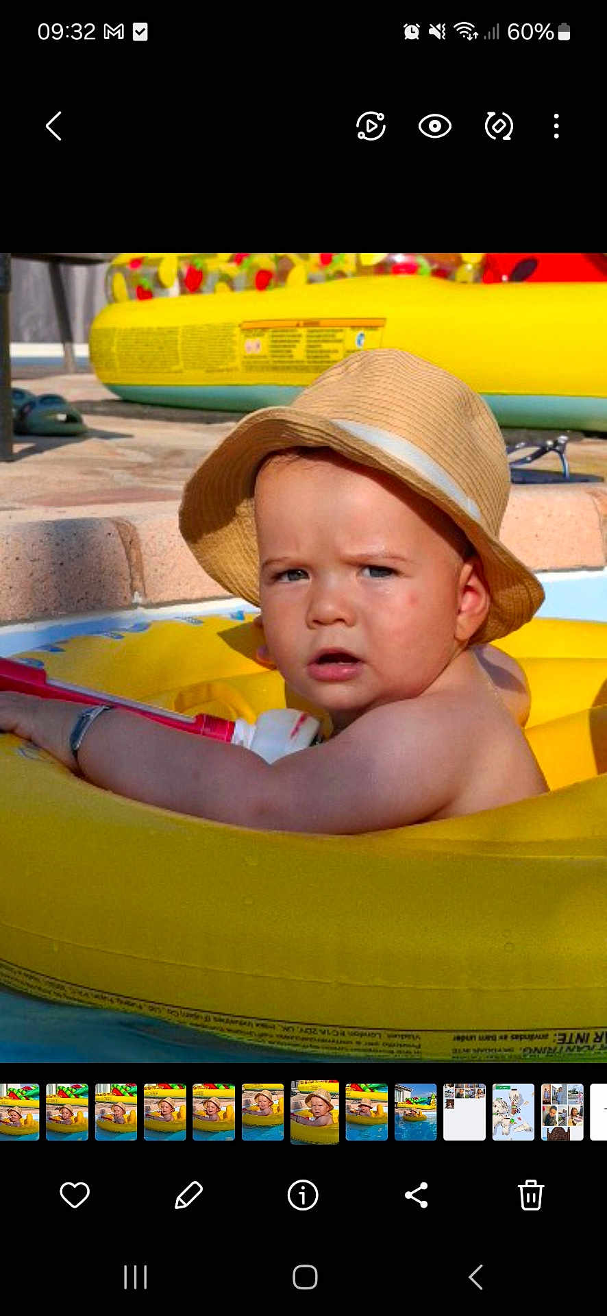 Paul-André a rejoint le concours — aidez-le/la à gagner de superbes lots ! toddler, child, hat, inflatable_pool, yellow, water, pool, summer, sunlight, outdoor, swimming, float, baby, expression, face, arm, skin, toy, daylight, recreation