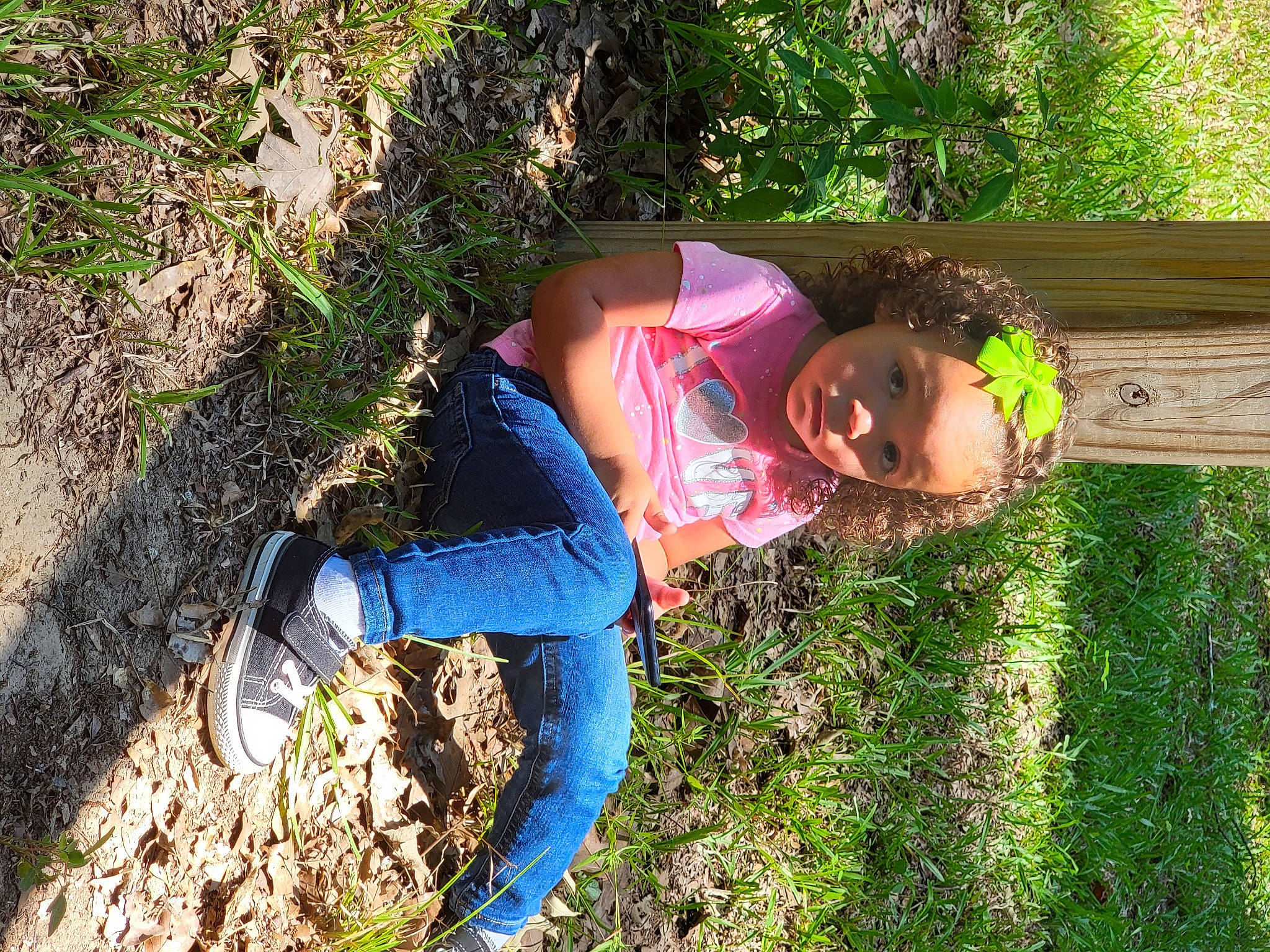 Saraiah is registered to the contest to win money with this photo: boot, denim, electric_blue, fun, grass, grass_family, grassland, happy, human_leg, landscape, leisure, people_in_nature, person, plant, shadow, shrub, soil, sunlight, t_shirt, thigh