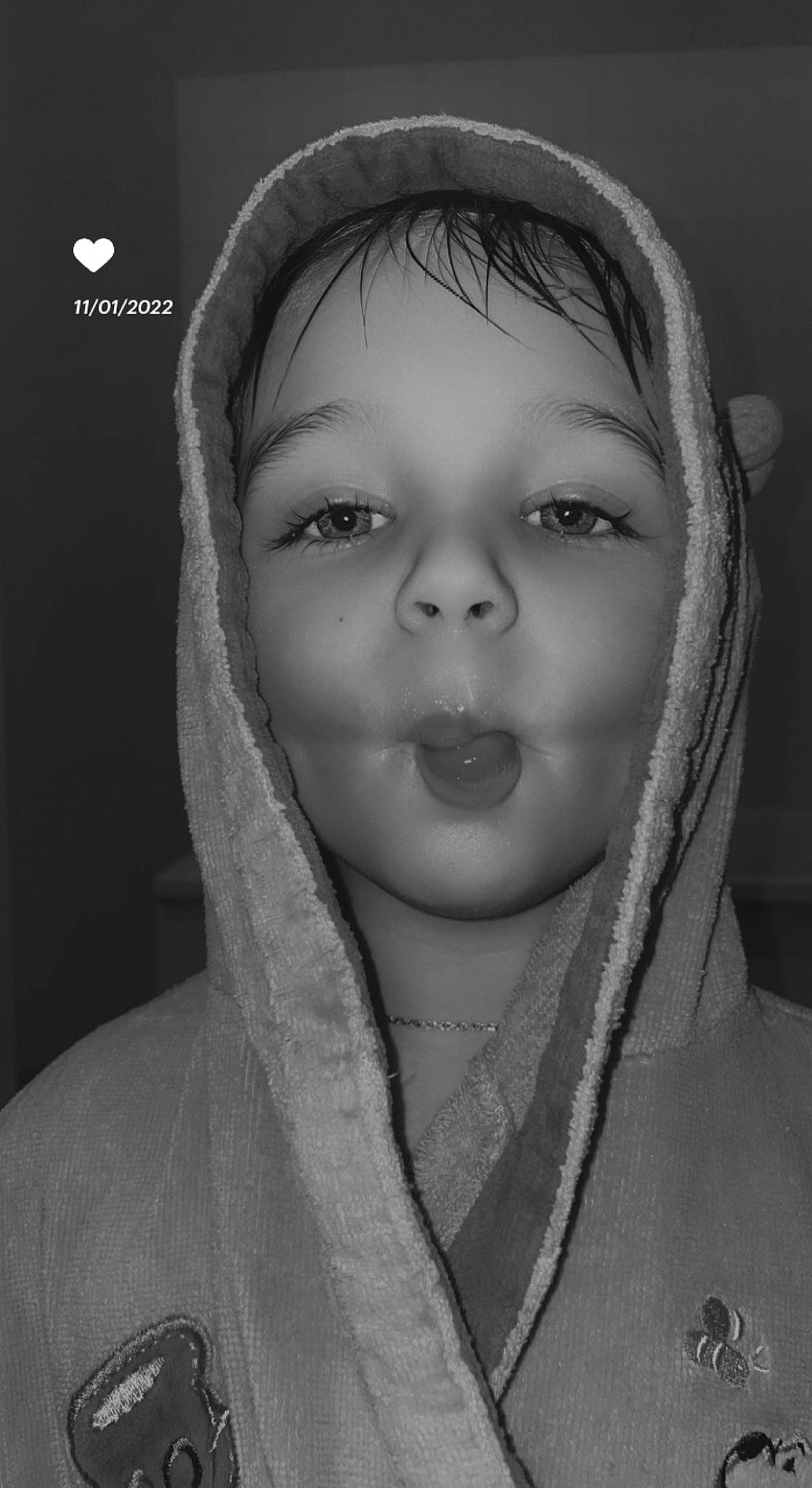 Dyego a rejoint le concours — aidez-le/la à gagner de superbes lots ! art, cheek, chin, ear, eyebrow, eyelash, face, flash_photography, forehead, happy, human_body, iris, jaw, lip, mouth, neck, no_expression, nose, person, smile