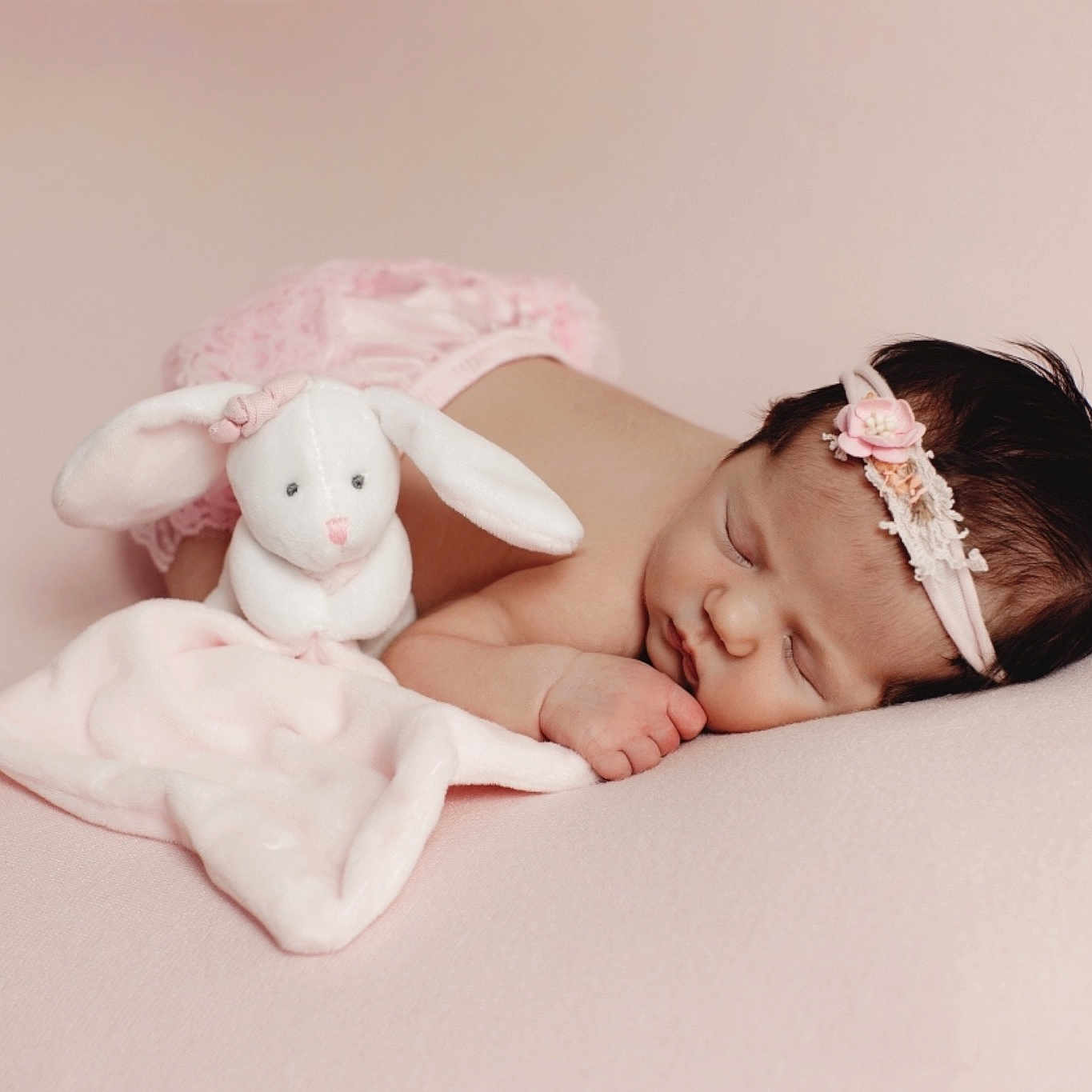 Carla Mia participe au concours pour gagner de l'argent avec cette photo : child, infant, photograph, product