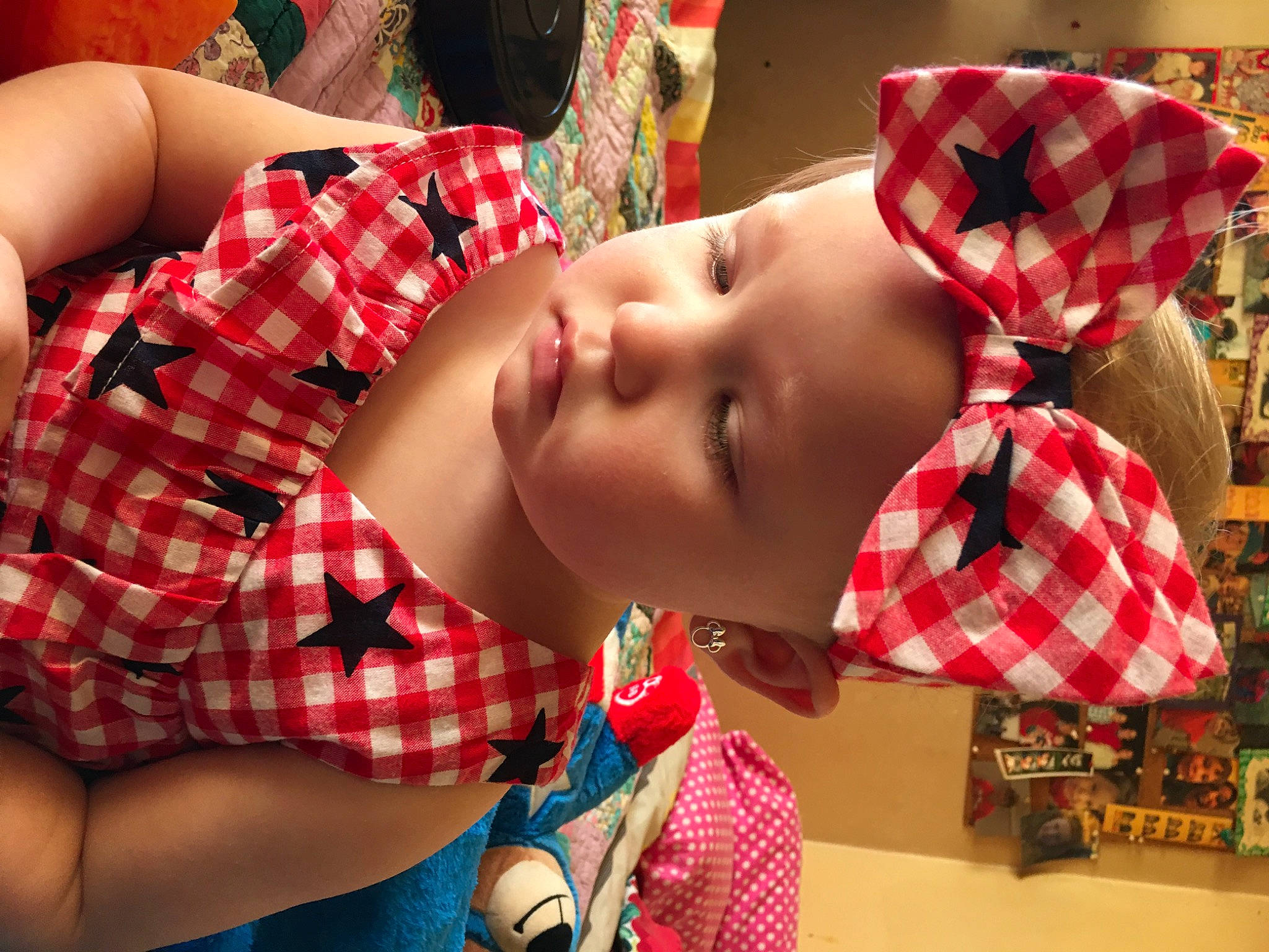 Vyera is registered to the contest to win money with this photo: cheek, child, ear, headwear, leg, lip, mouth, pattern, person, plaid, thigh, toddler