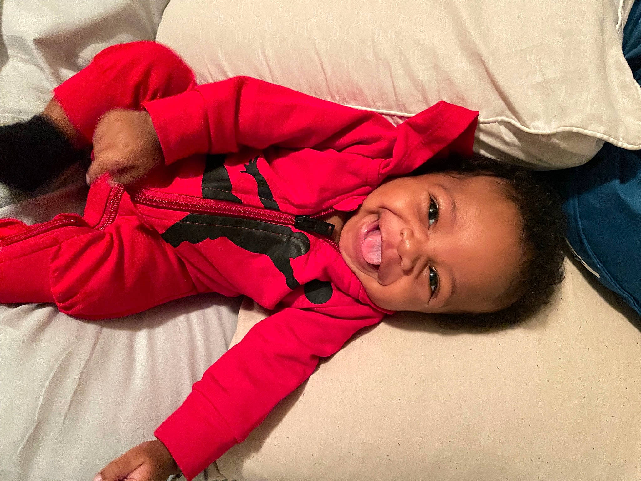 Kordai is registered to the contest to win money with this photo: carmine, child, comfort, elbow, event, fun, happy, human_leg, joy, knee, magenta, person, portrait_photography, sitting, smile, thigh, toddler