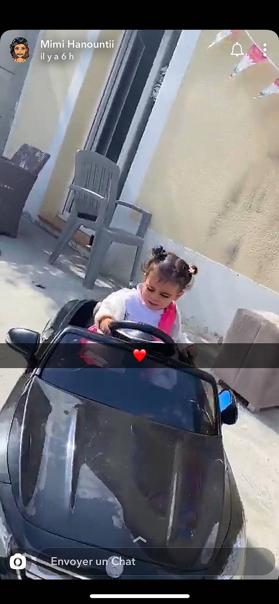 Besma a rejoint le concours — aidez-le/la à gagner de superbes lots ! auto_part, automotive_design, automotive_exterior, automotive_window_part, bumper, car, driving, glass, hood, luxury_vehicle, motor_vehicle, person, personal_luxury_car, vehicle, vehicle_door, window, windshield