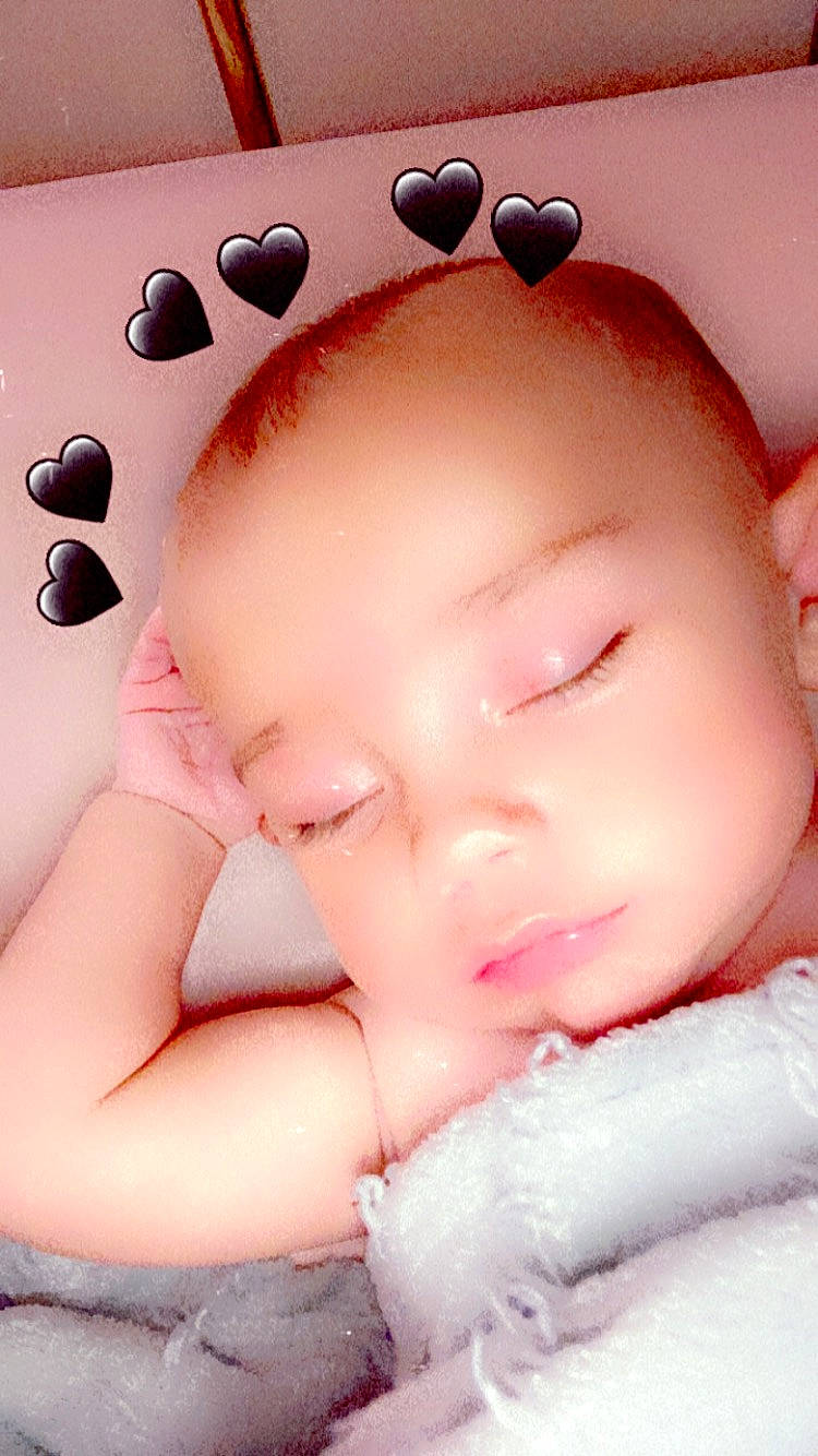 Cameron joined the competition — help win amazing prizes! arm, cheek, chin, eye, eyebrow, eyelash, face, facial_expression, forehead, hair, hand, head, human_body, lip, mouth, muscle, neck, nose, person, product