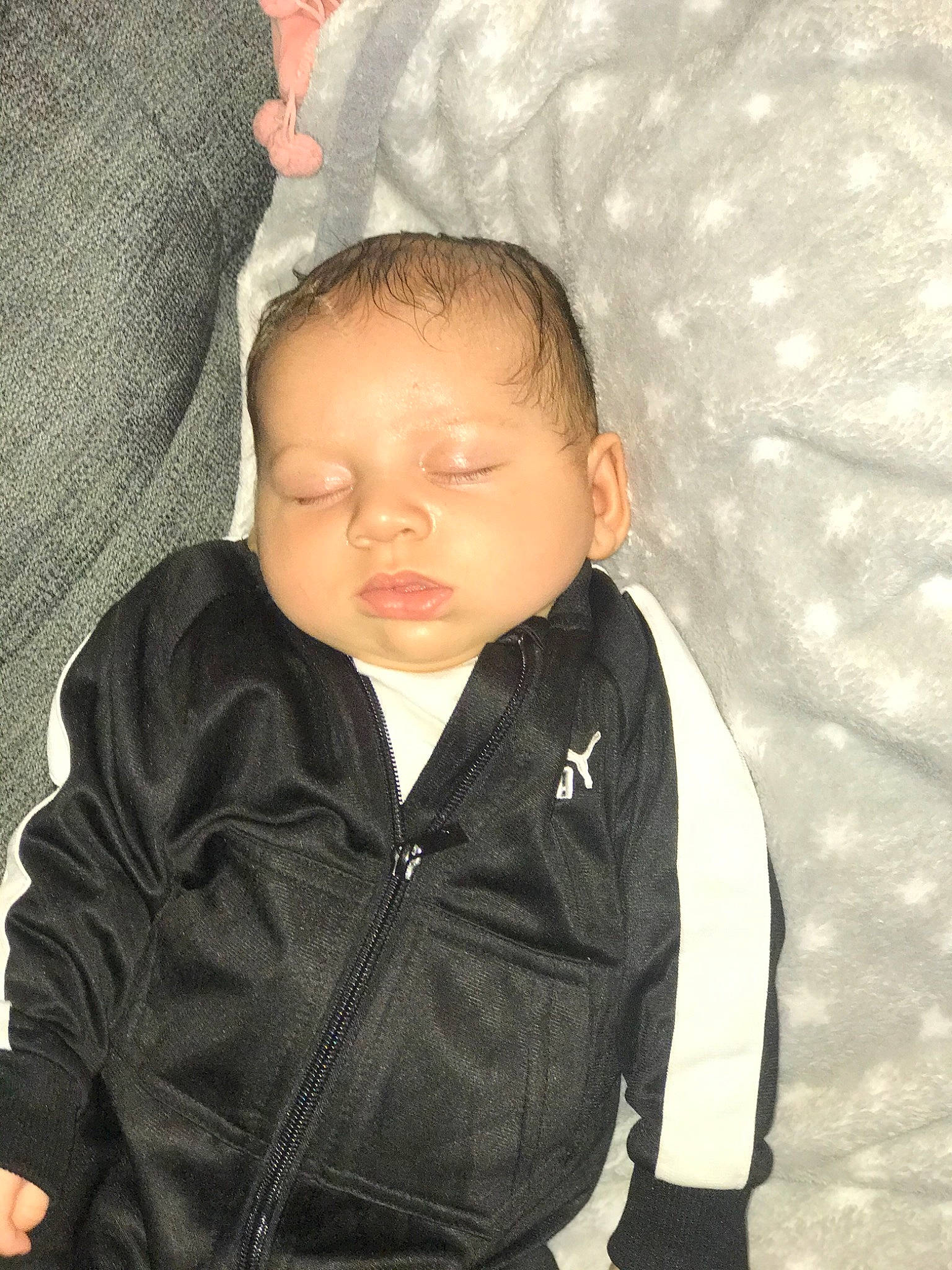 Avion is registered to the contest to win money with this photo: baby, cheek, child, eye, face, forehead, head, jacket, nose, outerwear, person, skin, smile, toddler