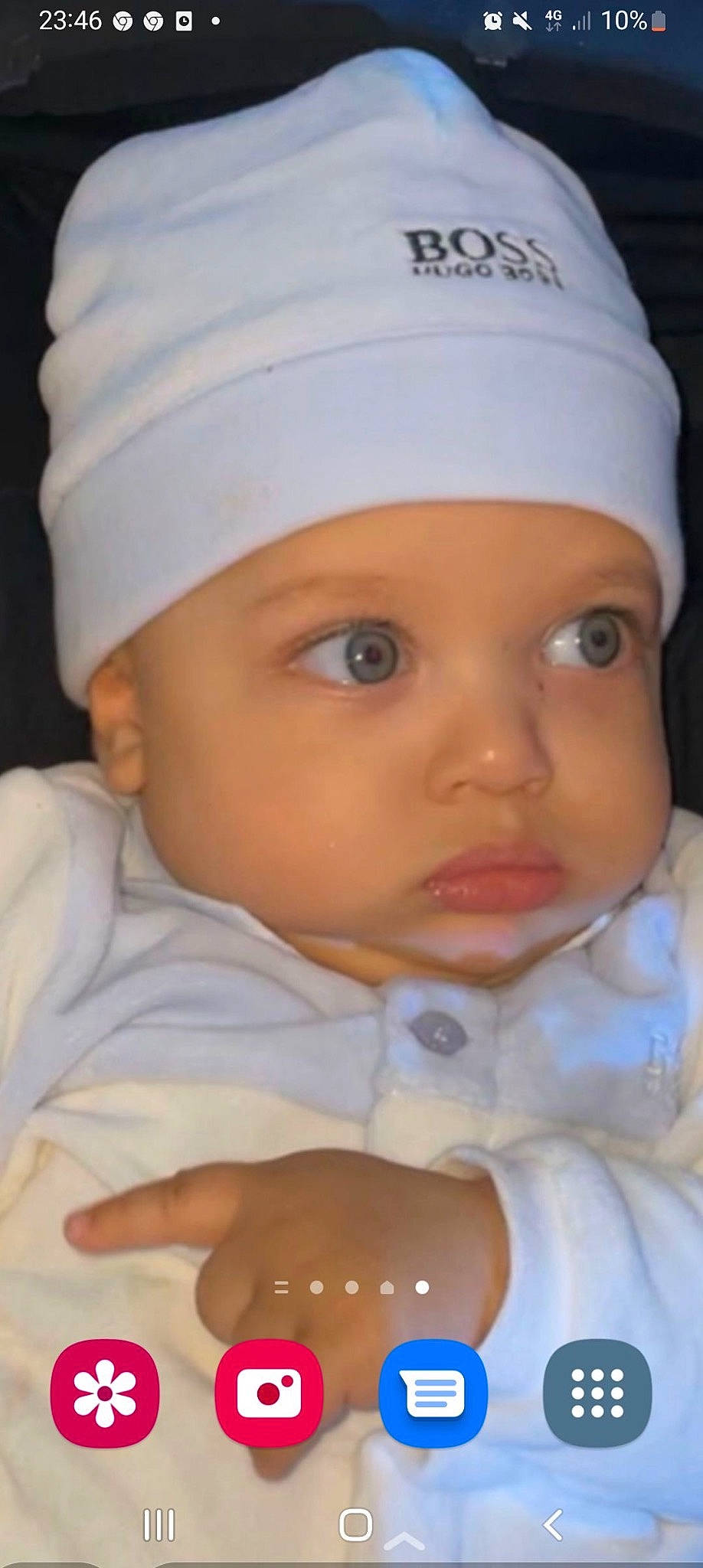 Ilyès a rejoint le concours — aidez-le/la à gagner de superbes lots ! baby, baby_toddler_clothing, cap, cheek, child, eye, eyebrow, hand, hat, head, headwear, human_body, knit_cap, lip, nose, organ, outerwear, person, skin, sleeve