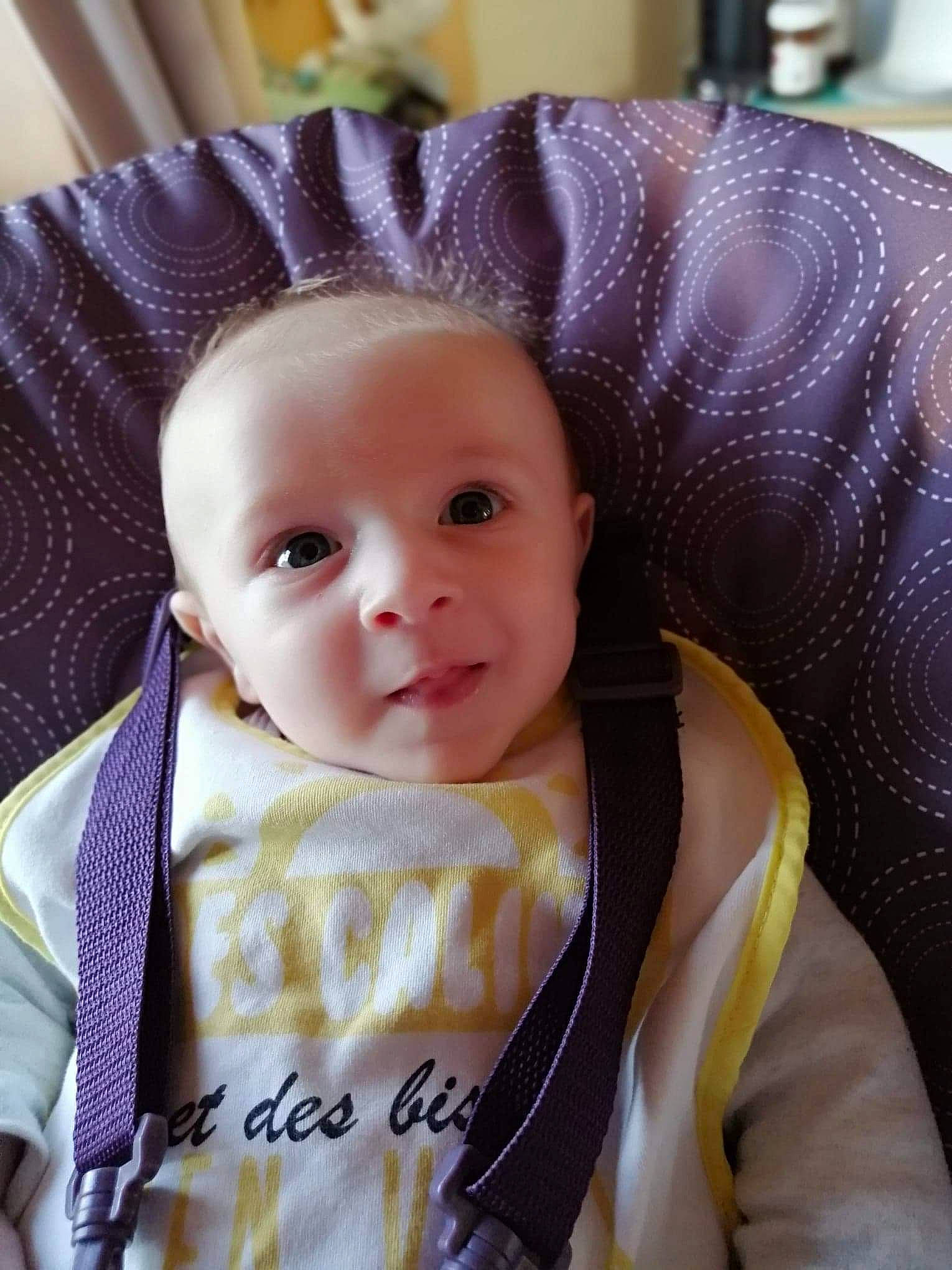 Christopher participe au concours pour gagner de l'argent avec cette photo : baby, cheek, child, eye, face, forehead, head, iris, lip, nose, person, skin, smile, toddler