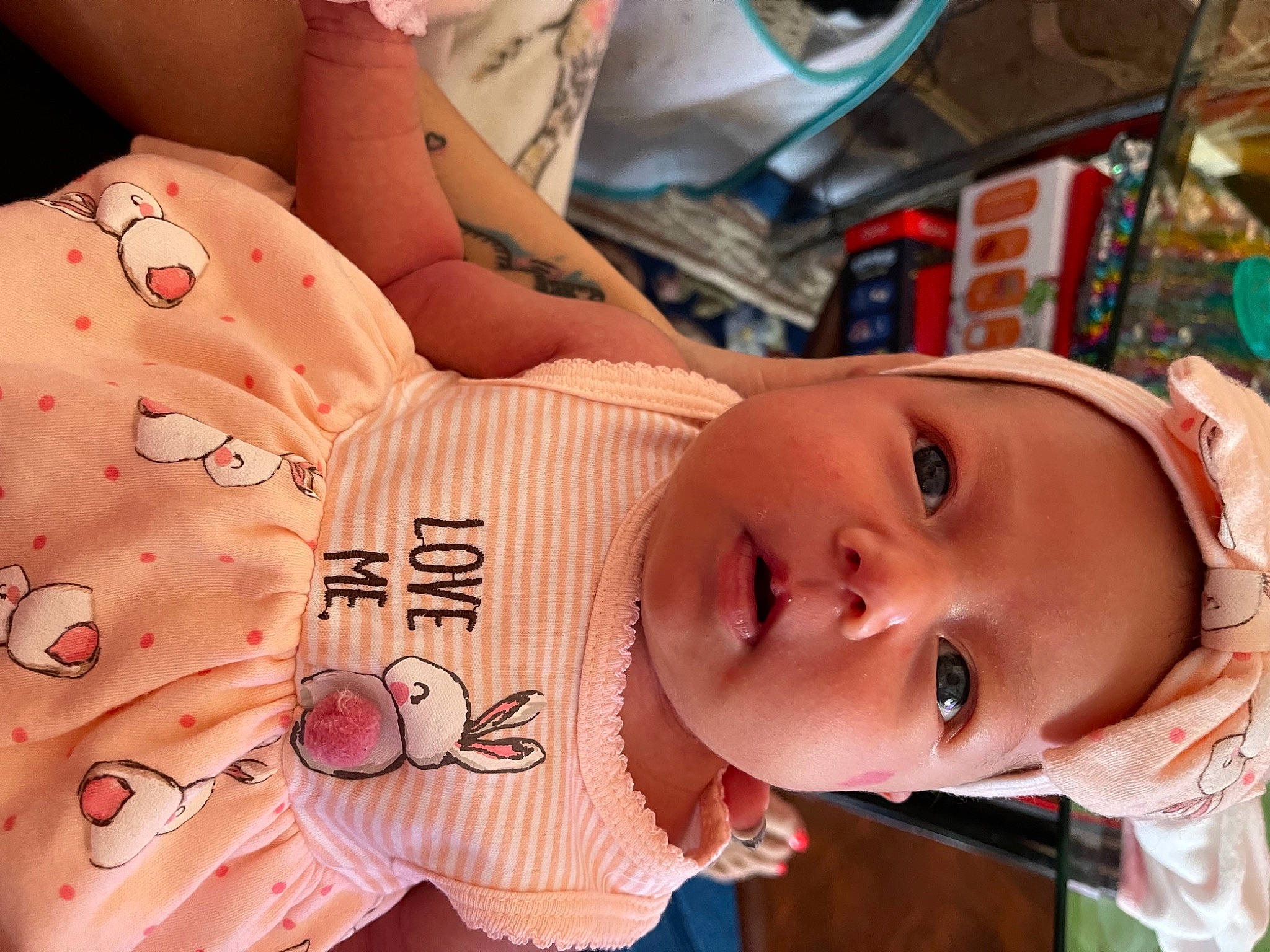 Alaiya is registered to the contest to win money with this photo: baby, baby_toddler_clothing, beauty, cheek, child, eyebrow, eyelash, fun, hairstyle, happy, headgear, human_body, lip, mouth, nose, orange, organ, person, skin, toddler