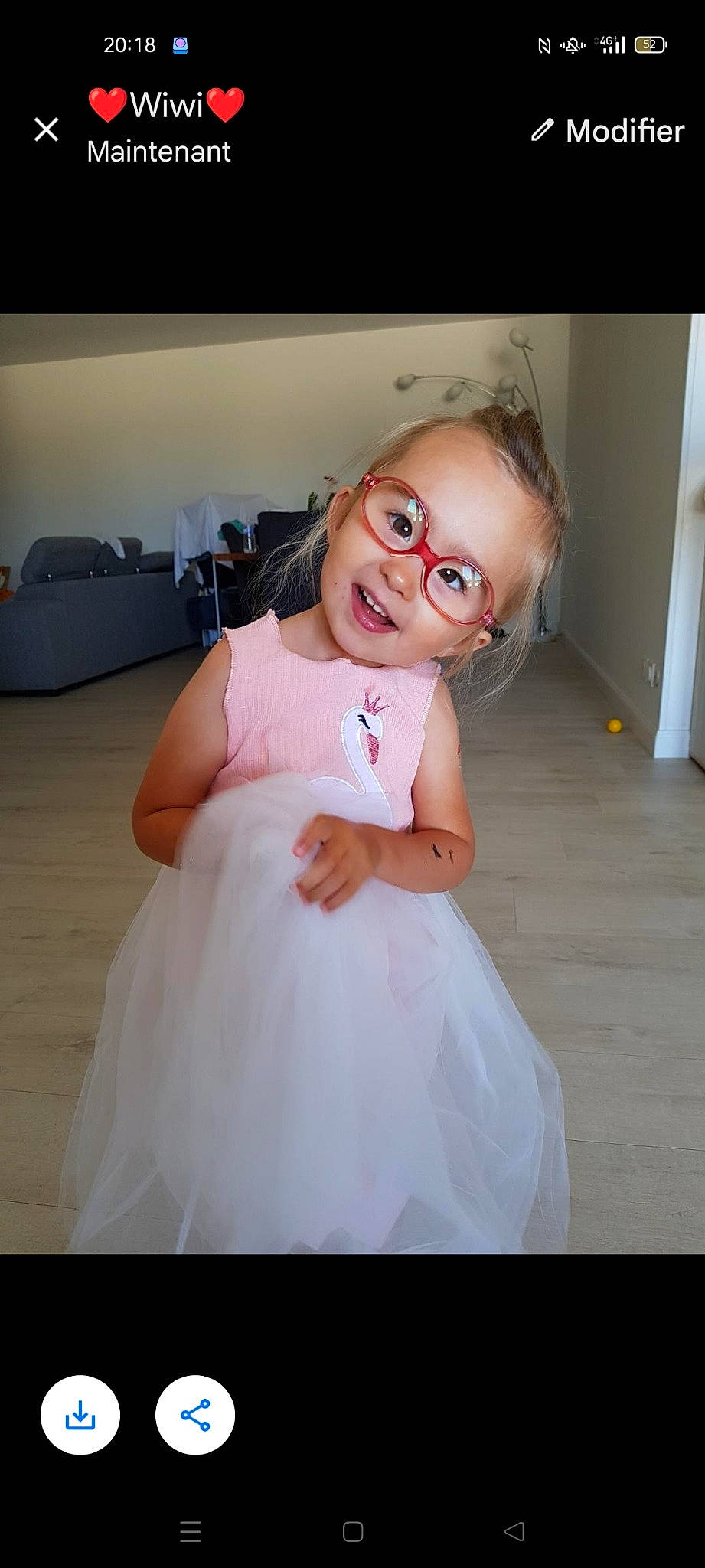 Léna participe au concours pour gagner de l'argent avec cette photo : baby, baby_toddler_clothing, bridal_clothing, bridal_party_dress, day_dress, dress, flash_photography, flooring, formal_wear, gesture, hand, happy, iris, joy, one_piece_garment, person, shoulder, skin, sleeve, smile