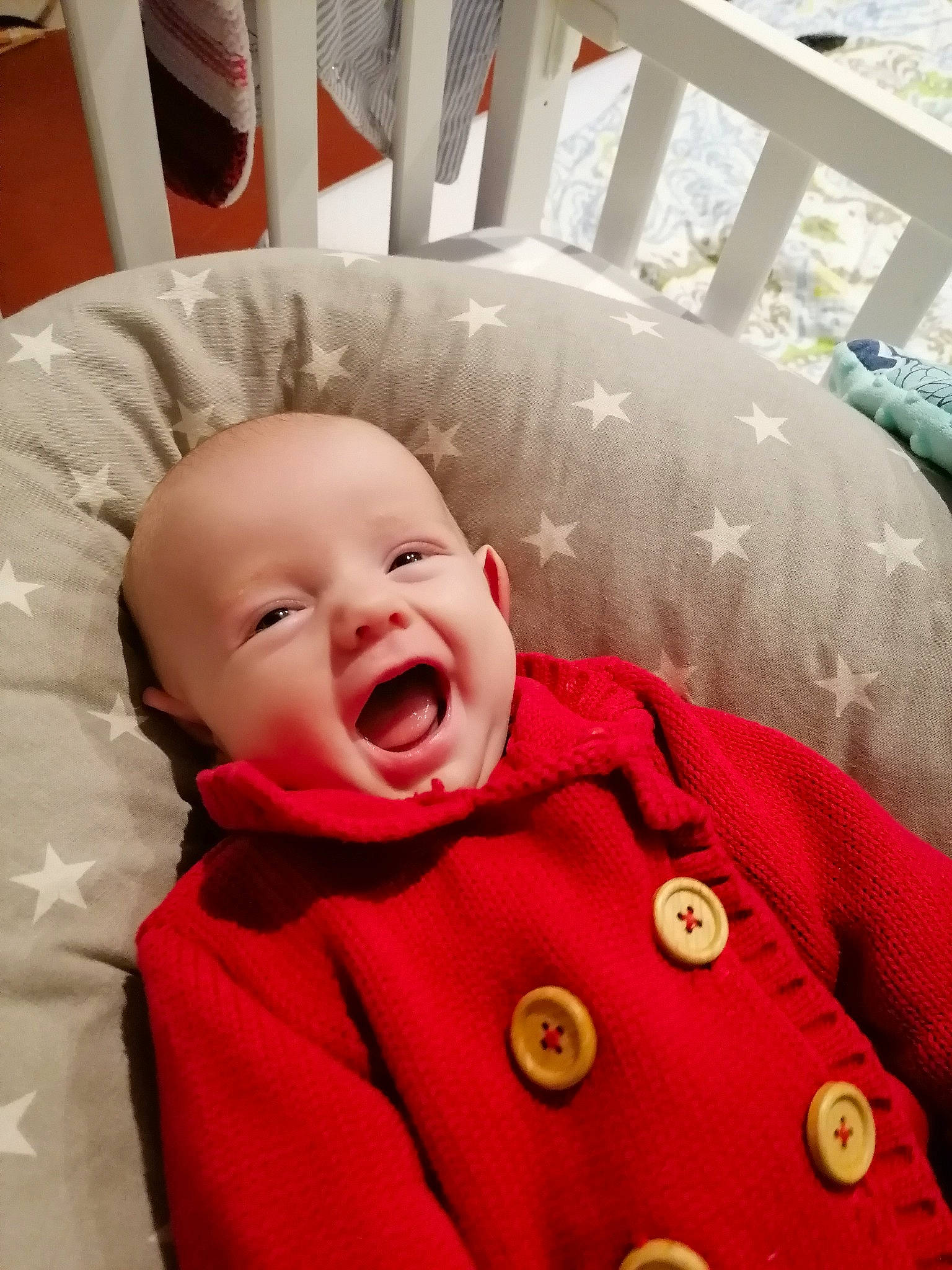 Anna-lesia participe au concours pour gagner de l'argent avec cette photo : baby, baby_laughing, baby_products, baby_toddler_clothing, cheek, chin, comfort, eye, eyebrow, face, happy, head, lip, mouth, nose, person, pink, skin, sleeve, smile