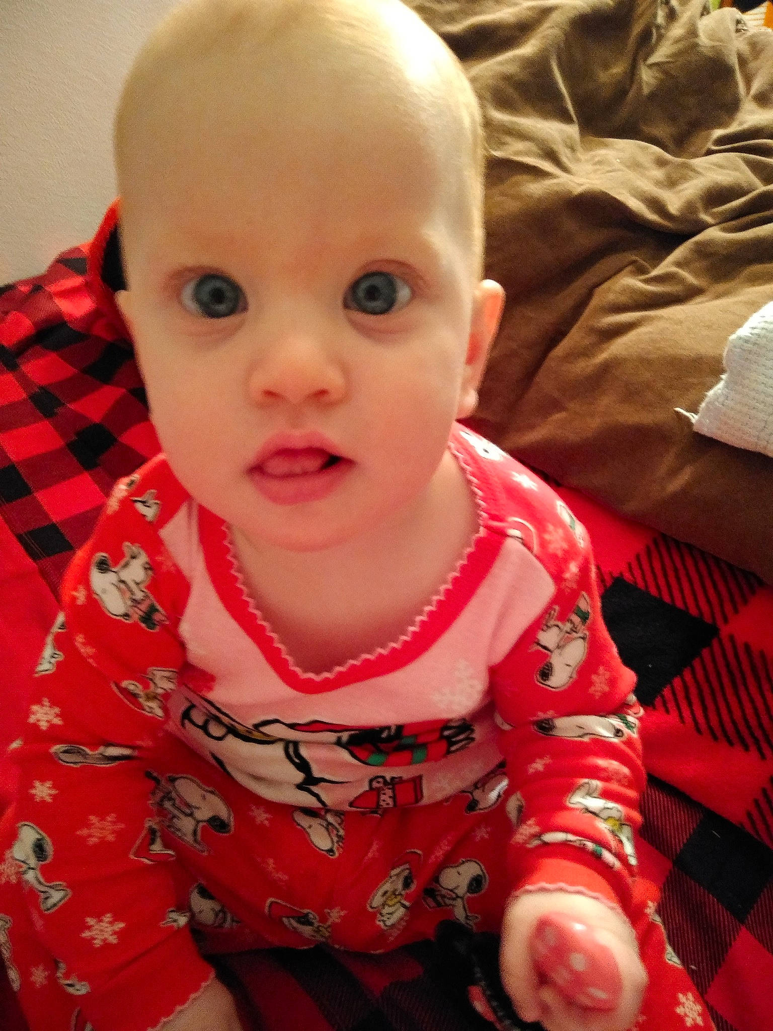 Rosie is registered to the contest to win money with this photo: boy, cheek, child, day, eye, face, facial_expression, girl, head, infant, lip, mouth, nose, organ, person, pink, product, red, skin, smile