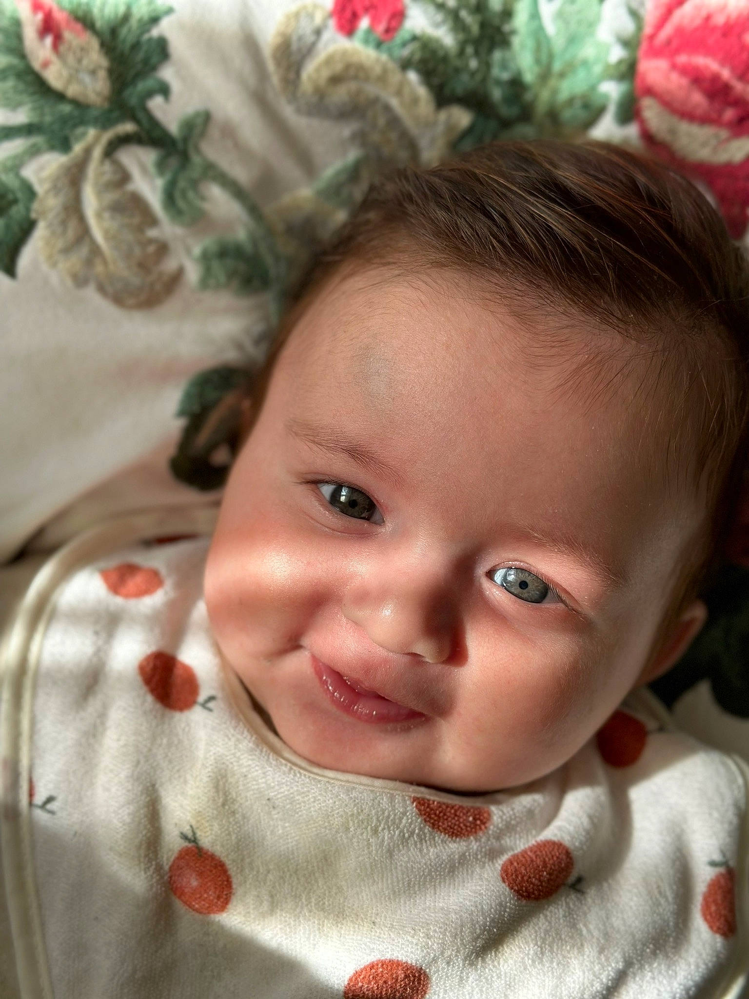 Ayaz participe au concours pour gagner de l'argent avec cette photo : baby, baby_toddler_clothing, cheek, chin, eye, eyebrow, eyelash, face, forehead, hair, happy, head, iris, lip, mouth, nose, person, pink, skin, smile