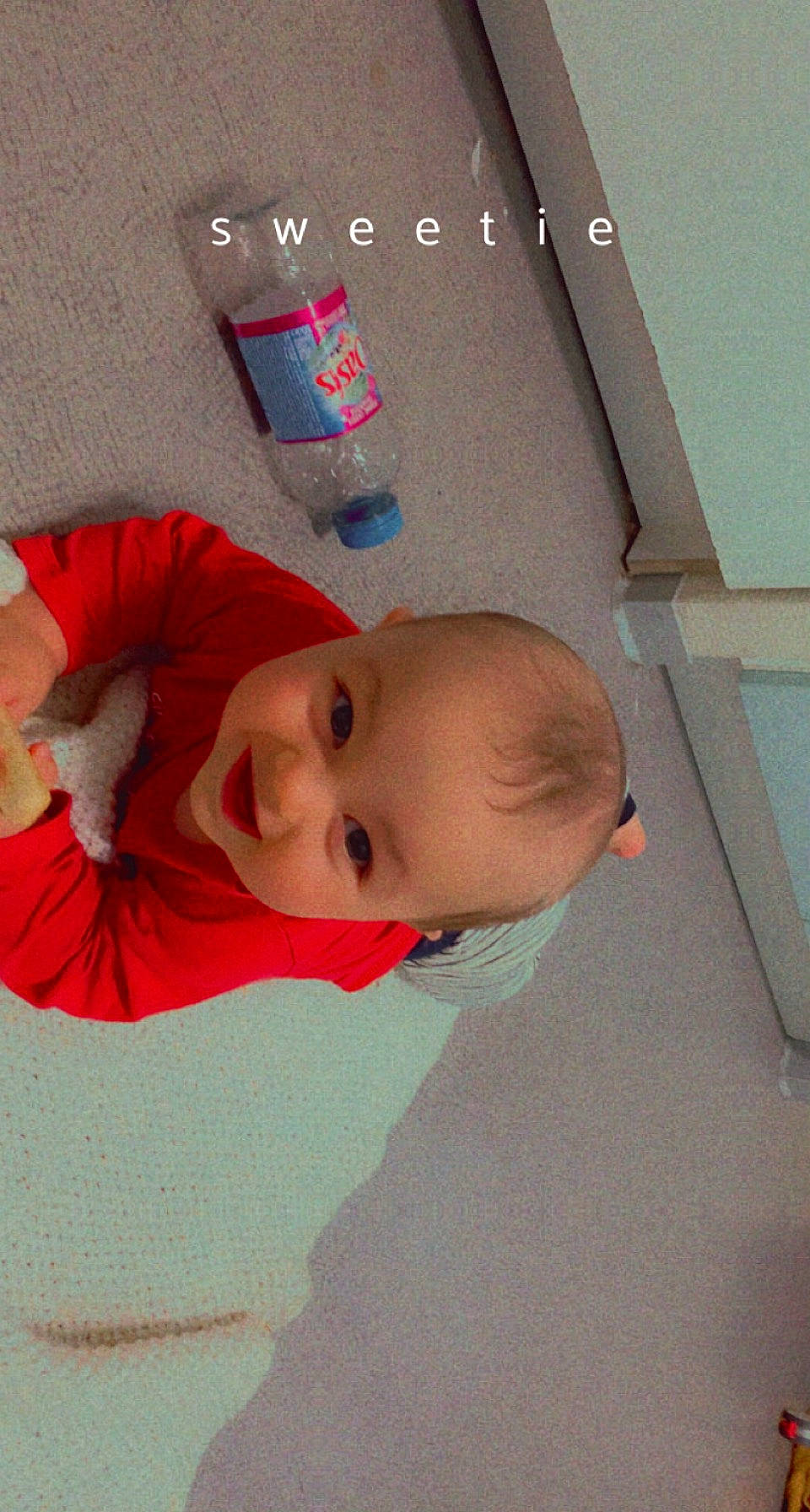 Kenzo a rejoint le concours — aidez-le/la à gagner de superbes lots ! baby, baby_products, baby_safety, baby_toddler_clothing, baby_toys, box, carmine, cheek, child, comfort, finger, flooring, fun, happy, joy, linens, person, room, skin, toddler