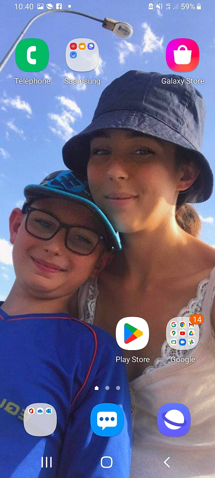 Mickael a rejoint le concours — aidez-le/la à gagner de superbes lots ! azure, baseball_cap, cap, child, chin, cloud, cool, electric_blue, eyewear, facial_expression, fun, happy, hat, headwear, joy, leisure, lip, person, skin, sky