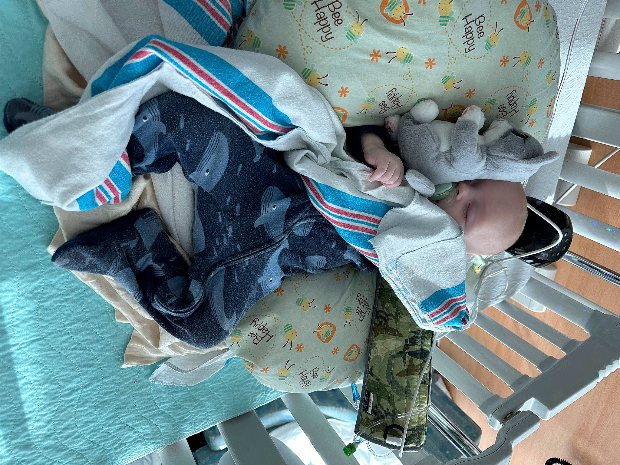 Jaxon is registered to the contest to win money with this photo: carmine, electric_blue, fictional_character, human_leg, pattern, person, plastic, sleeve, textile