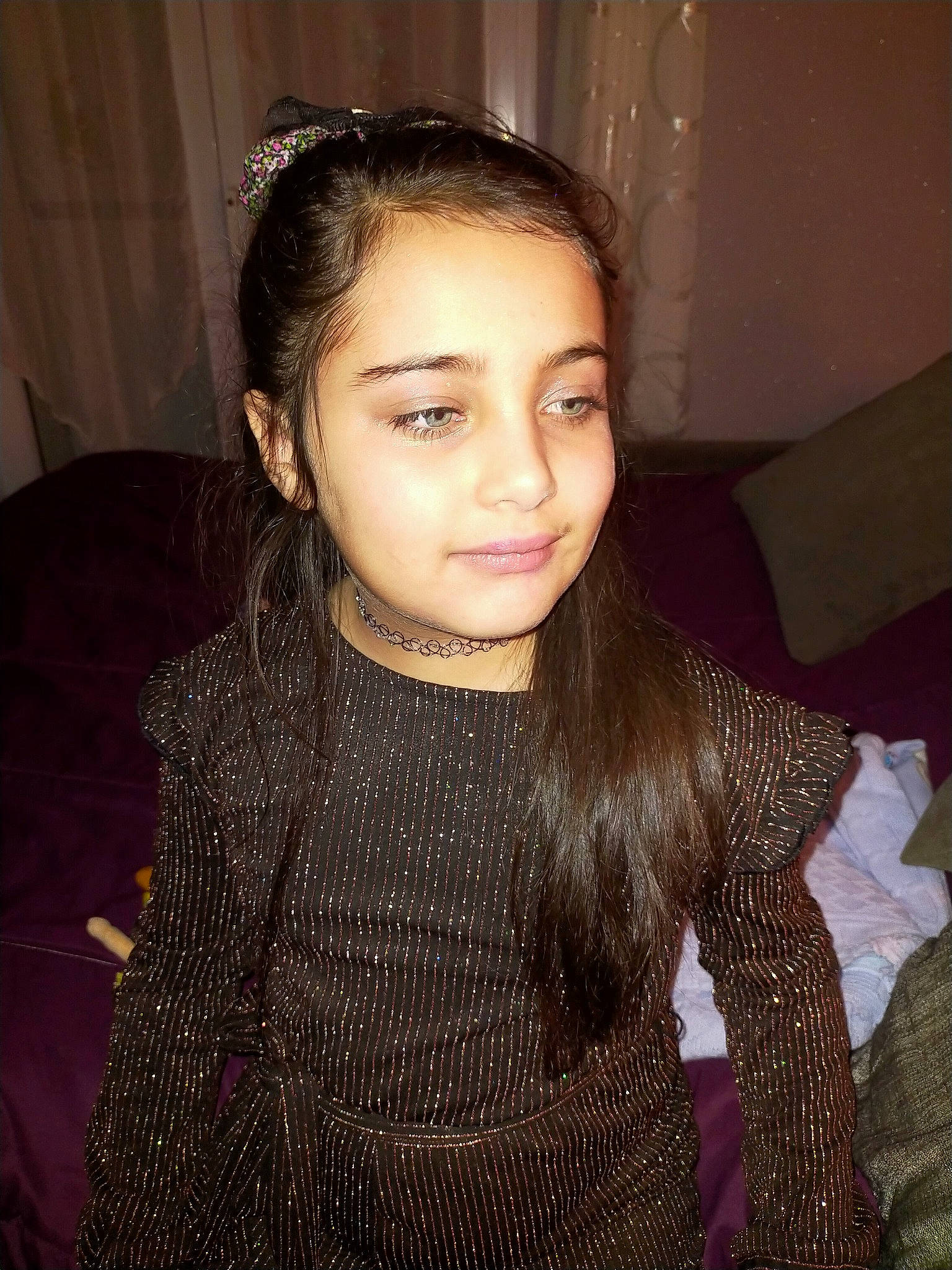 Iliana a rejoint le concours — aidez-le/la à gagner de superbes lots ! black_hair, body_jewelry, chest, chin, clothing, cool, eyebrow, eyelash, fashion_design, flash_photography, hair, iris, jewellery, joy, lip, long_hair, makeover, neck, person, shoulder