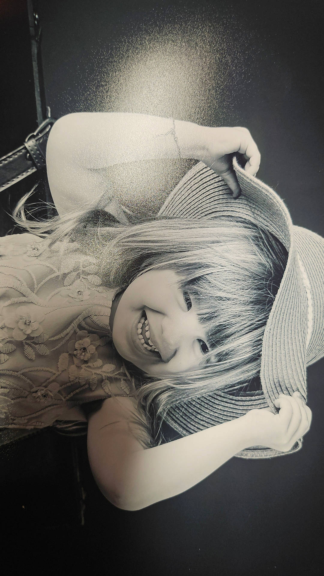 Anastasia a rejoint le concours — aidez-le/la à gagner de superbes lots ! accessories, blonde, cap, clothing, cushion, face, glasses, hair, happy, hat, head, homedecor, indoors, laughing, person, photography, portrait, skin, smile, tattoo