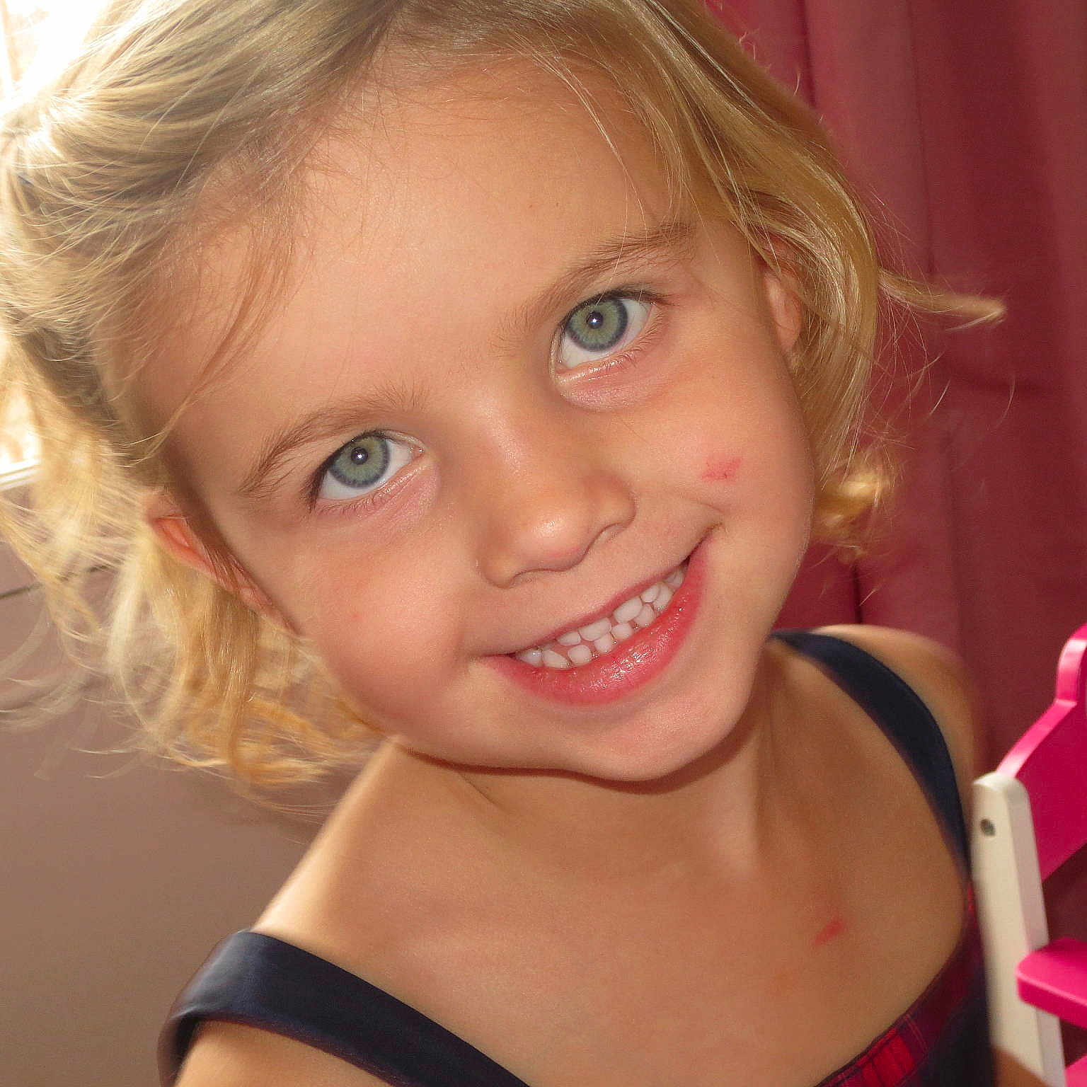 Diane participe au concours pour gagner de l'argent avec cette photo :