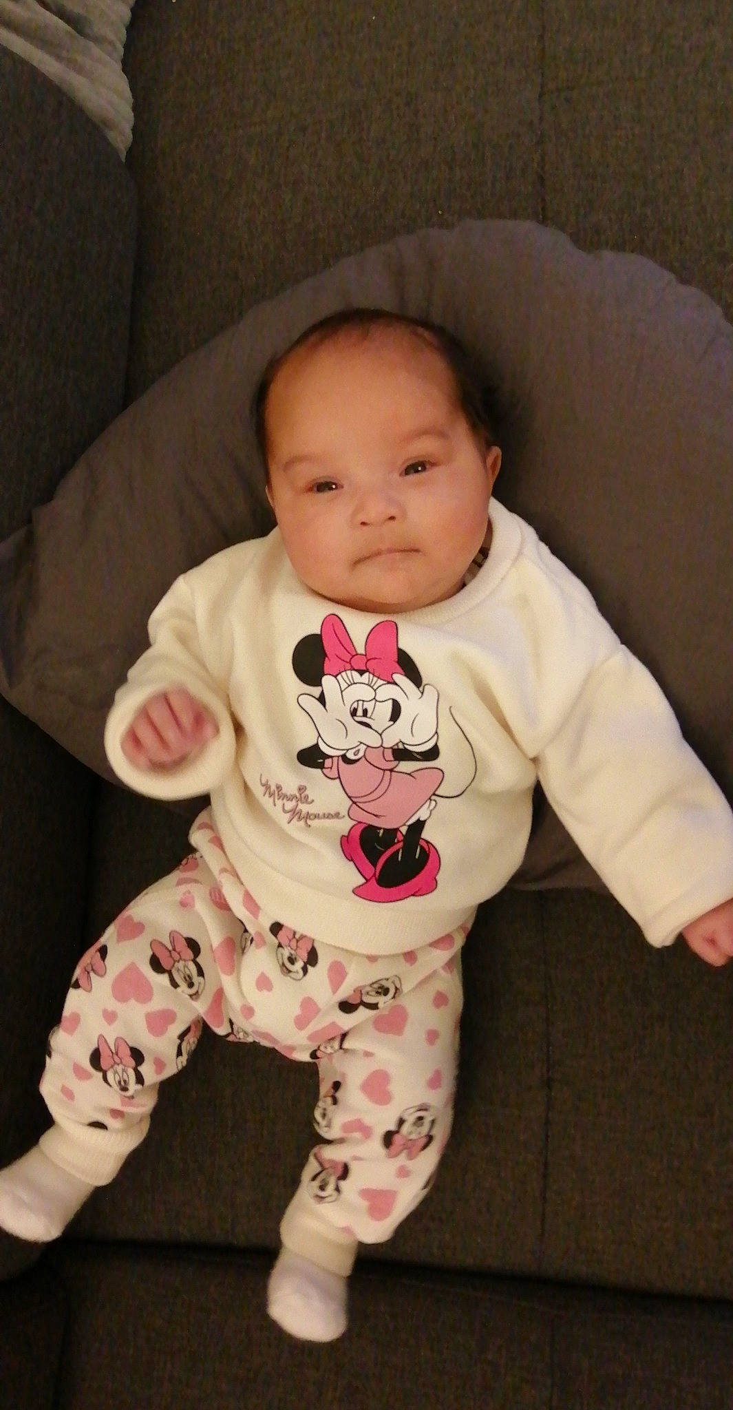 Binta a rejoint le concours — aidez-le/la à gagner de superbes lots ! baby, baby_toddler_clothing, cheek, clothing, comfort, eye, floor, flooring, hair, head, human_body, iris, leg, lip, mouth, nose, outerwear, person, skin, sleeve