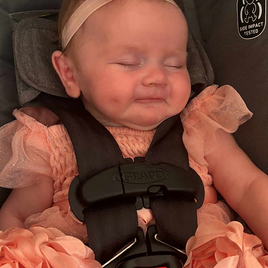 Ariel is registered to the contest to win money with this photo: baby, bodypart, car, couch, cushion, face, finger, flower, furniture, gun, hand, head, homedecor, newborn, person, photography, plant, portrait, rose, weapon