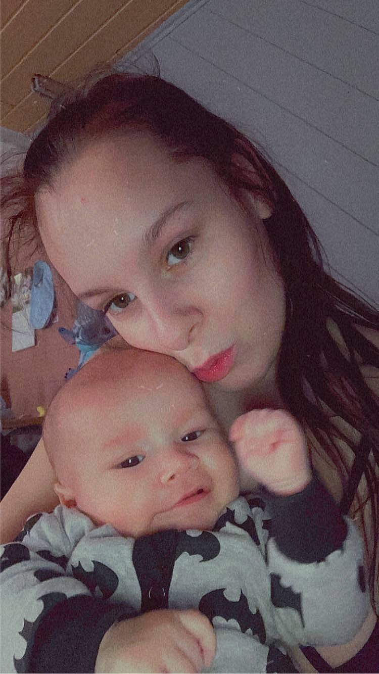 Mathys a rejoint le concours — aidez-le/la à gagner de superbes lots ! baby, black_hair, cheek, chin, eyebrow, eyelash, face, facial_expression, flash_photography, forehead, fun, gesture, hairstyle, happy, iris, lip, mouth, nose, person, skin