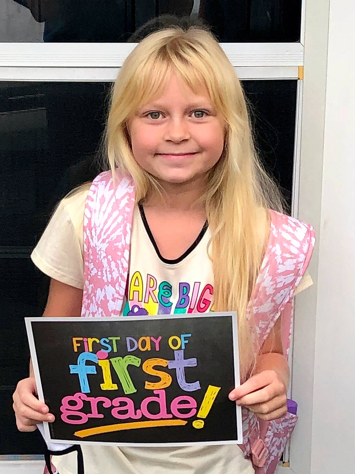 Harper joined the competition — help win amazing prizes! bangs, beauty, blond, child, event, eyelash, fashion, fashion_design, font, fun, gadget, jewellery, joy, layered_hair, magenta, necklace, person, photograph, pink, sleeve