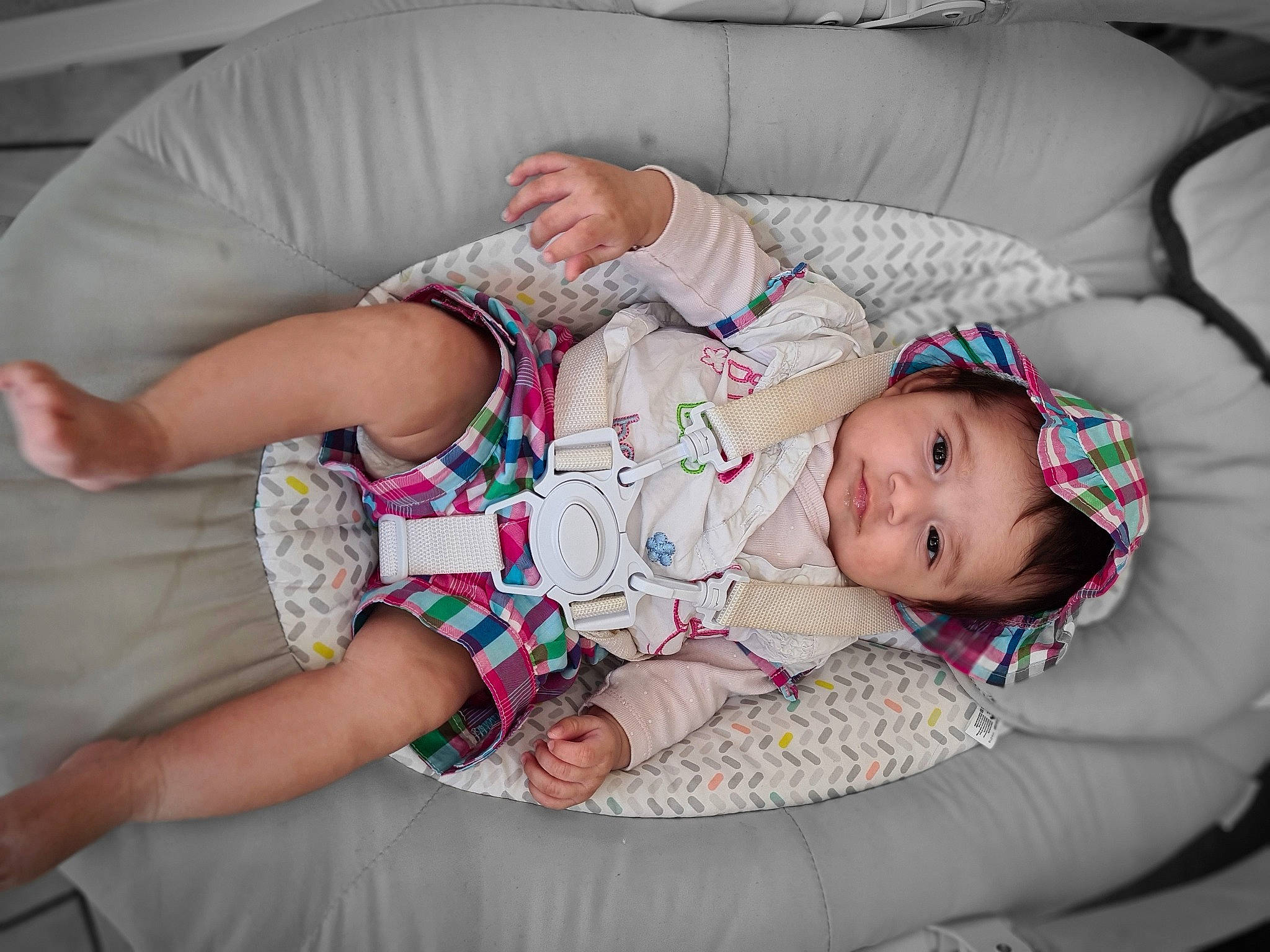 Meylie a rejoint le concours — aidez-le/la à gagner de superbes lots ! baby, baby_products, baby_sleeping, bedtime, birth, child, comfort, nap, person, product, sleep, toddler