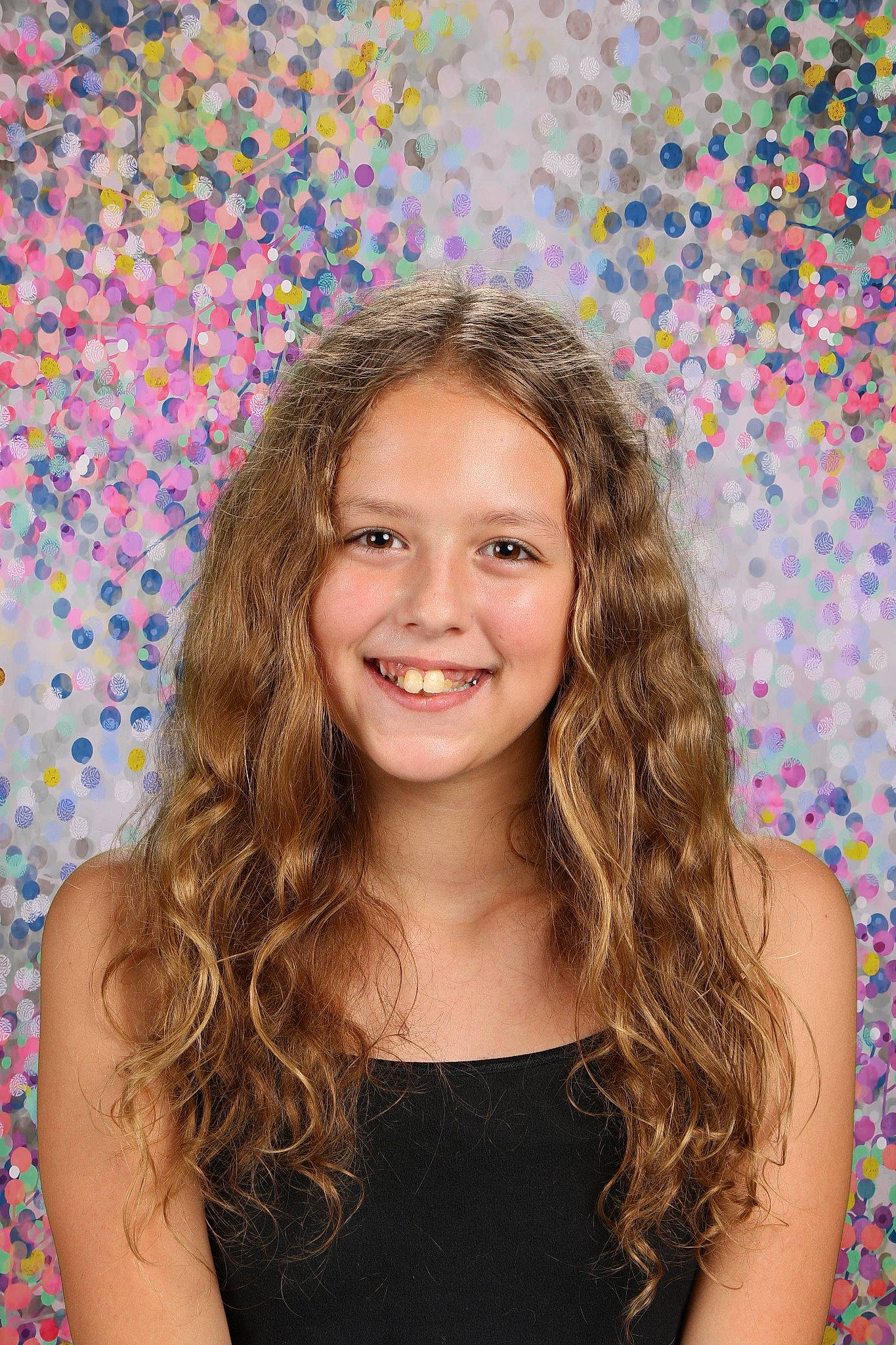 Payton is registered to the contest to win money with this photo: beauty, blond, electric_blue, eye, face, facial_expression, flash_photography, fun, hair, hairstyle, happy, head, iris, joy, lip, long_hair, makeover, organ, people_in_nature, person