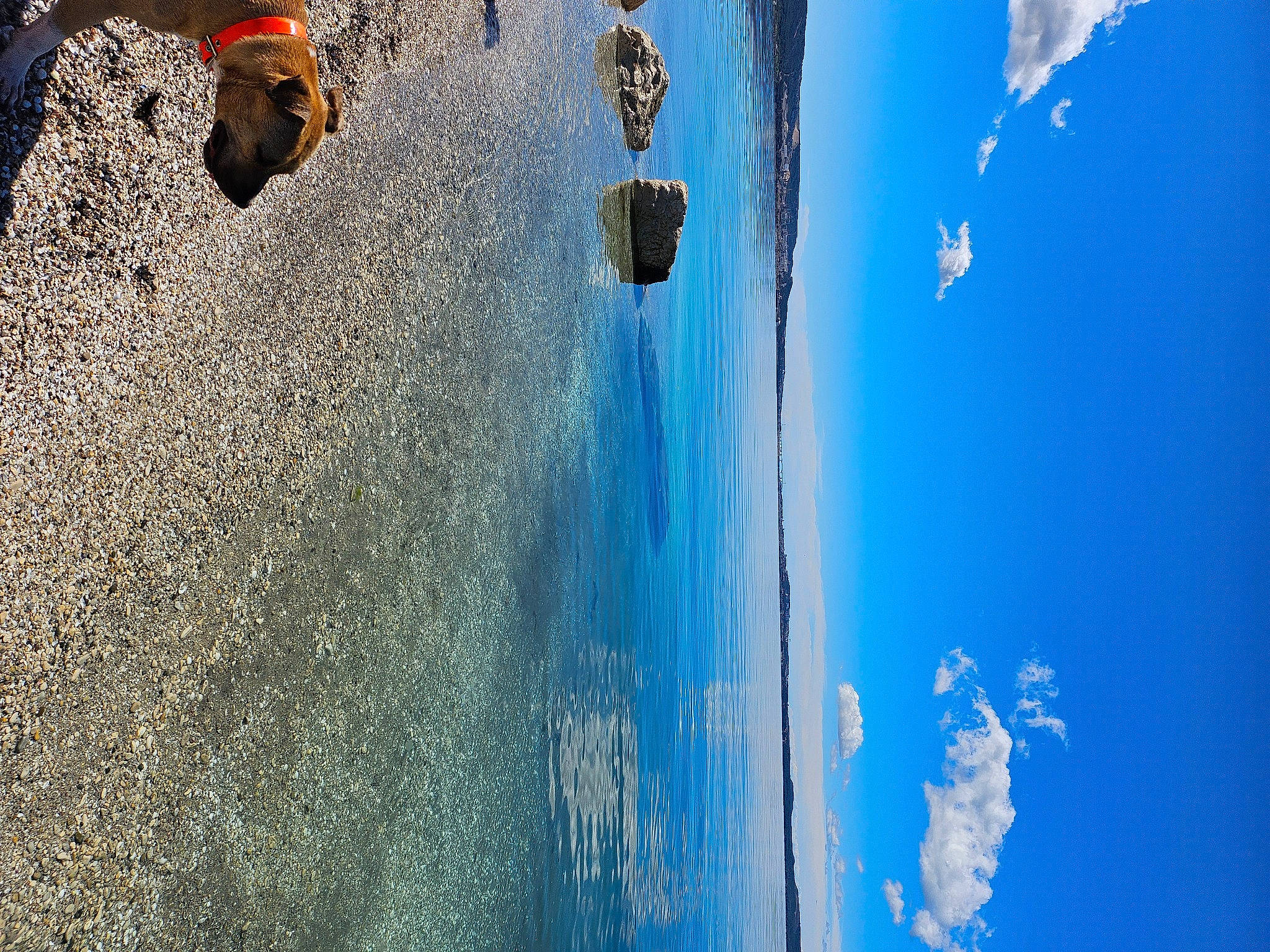Usko participe au concours pour gagner de l'argent avec cette photo : asphalt, beach, blue, calm, cloud, concrete, electric_blue, freezing, lake, landscape, ocean, reflection, shadow, sky, sunlight, tints_and_shades, water, wind_wave, wood, world