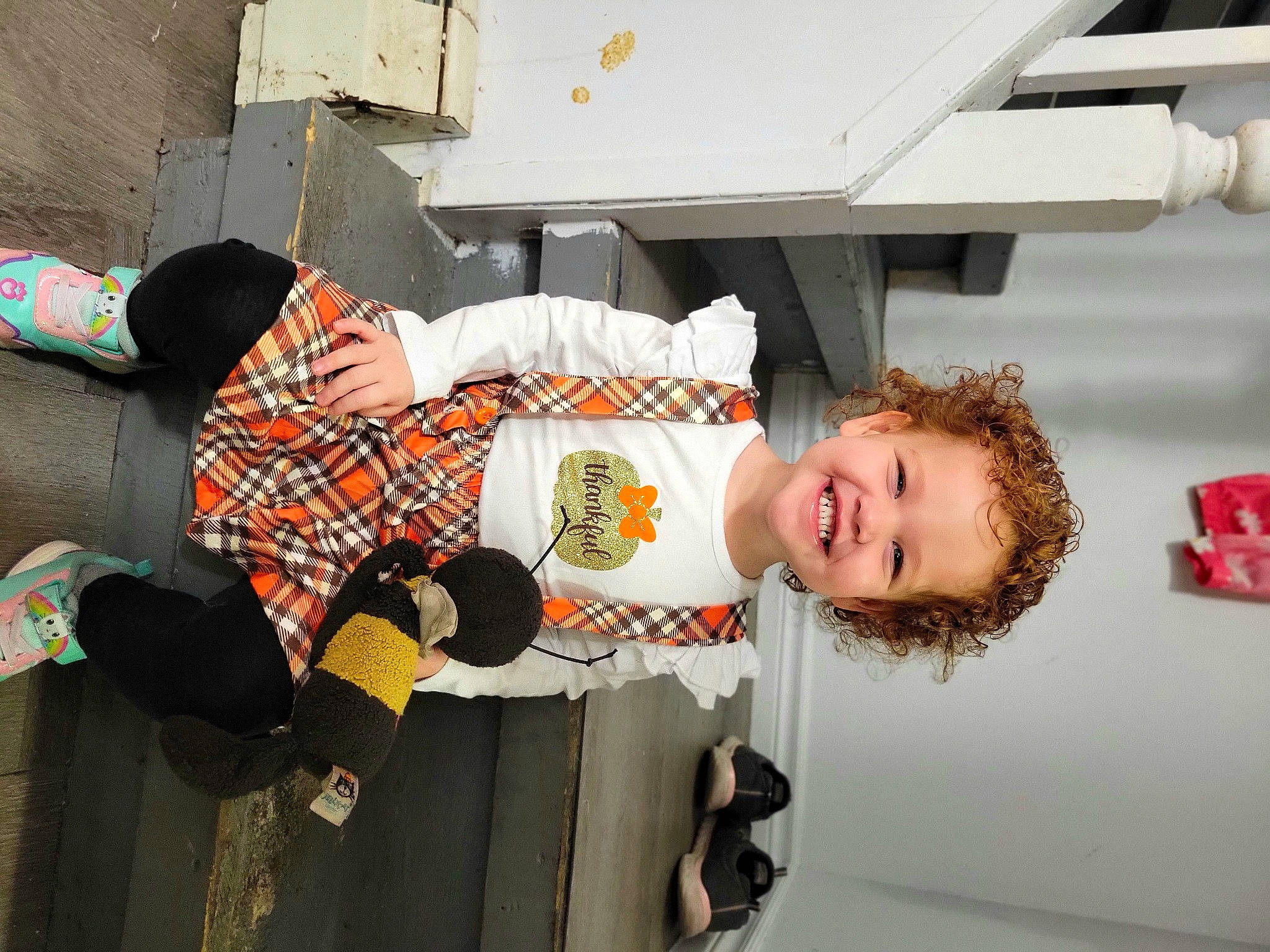 Esme is registered to the contest to win money with this photo: child, desk, engineering, fun, happy, joy, leisure, pattern, person, room, smile, t_shirt, toddler