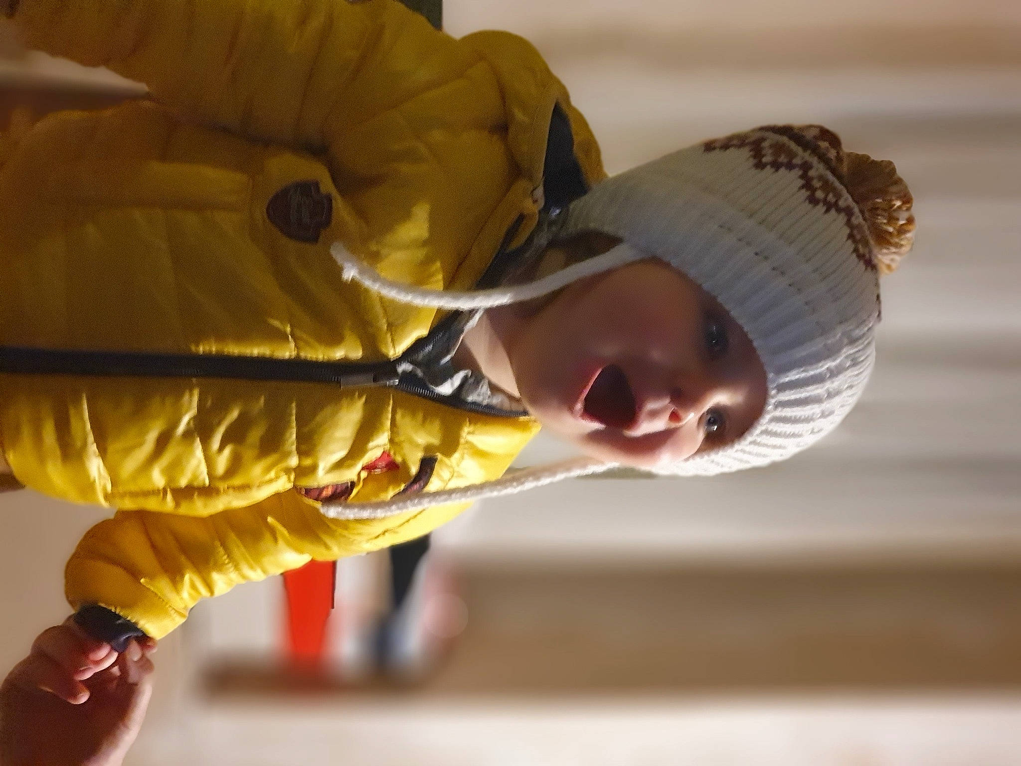 Hayden participe au concours pour gagner de l'argent avec cette photo : baby_toddler_clothing, bonnet, cool, finger, headwear, nail, person, safety_glove, sun_hat, sunglasses, thumb, yellow