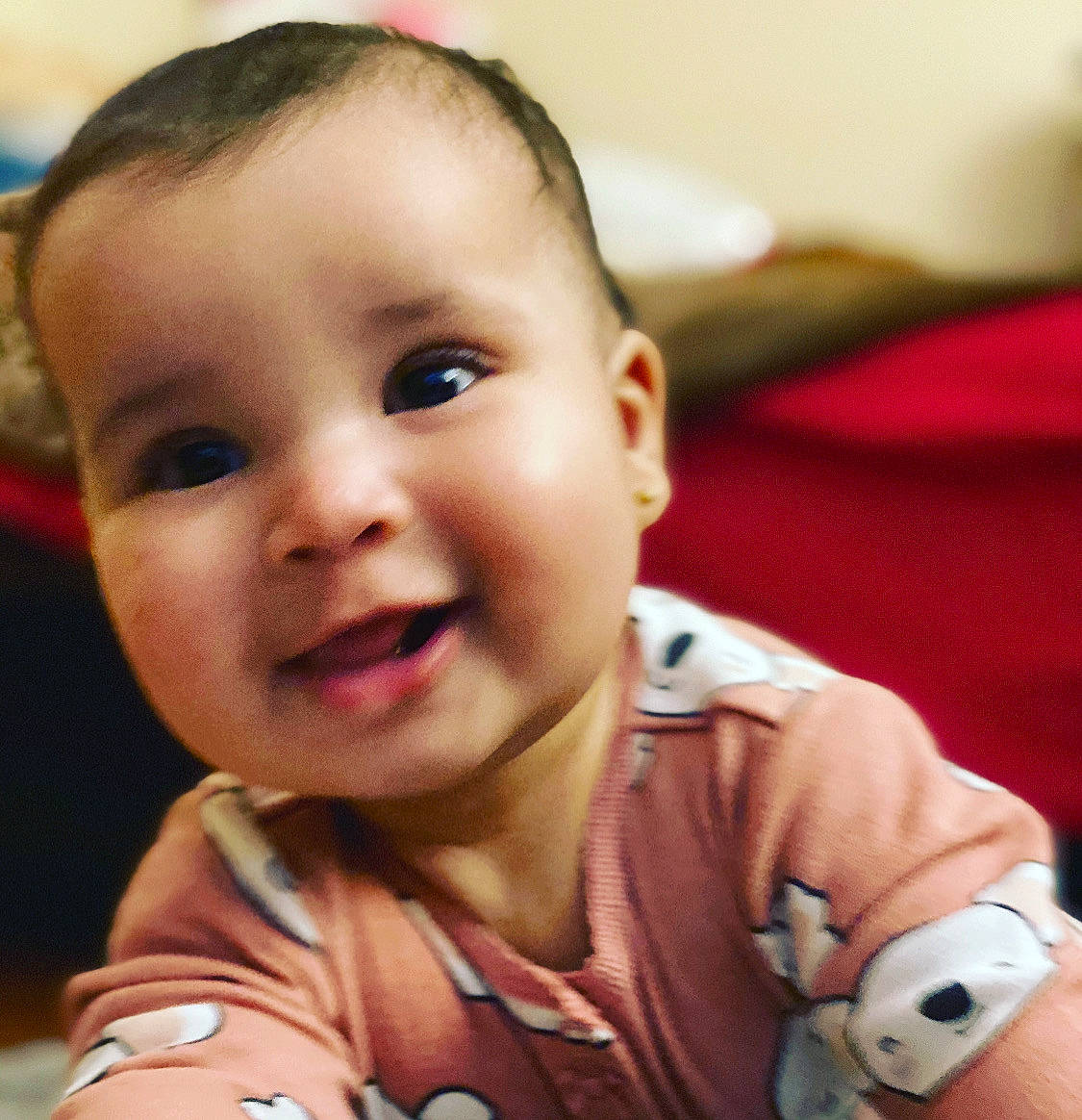 Bianca is registered to the contest to win money with this photo: baby, baby_making_funny_faces, beauty, cheek, child, chin, ear, eye, eyebrow, face, facial_expression, forehead, happy, head, lip, mouth, nose, person, skin, smile