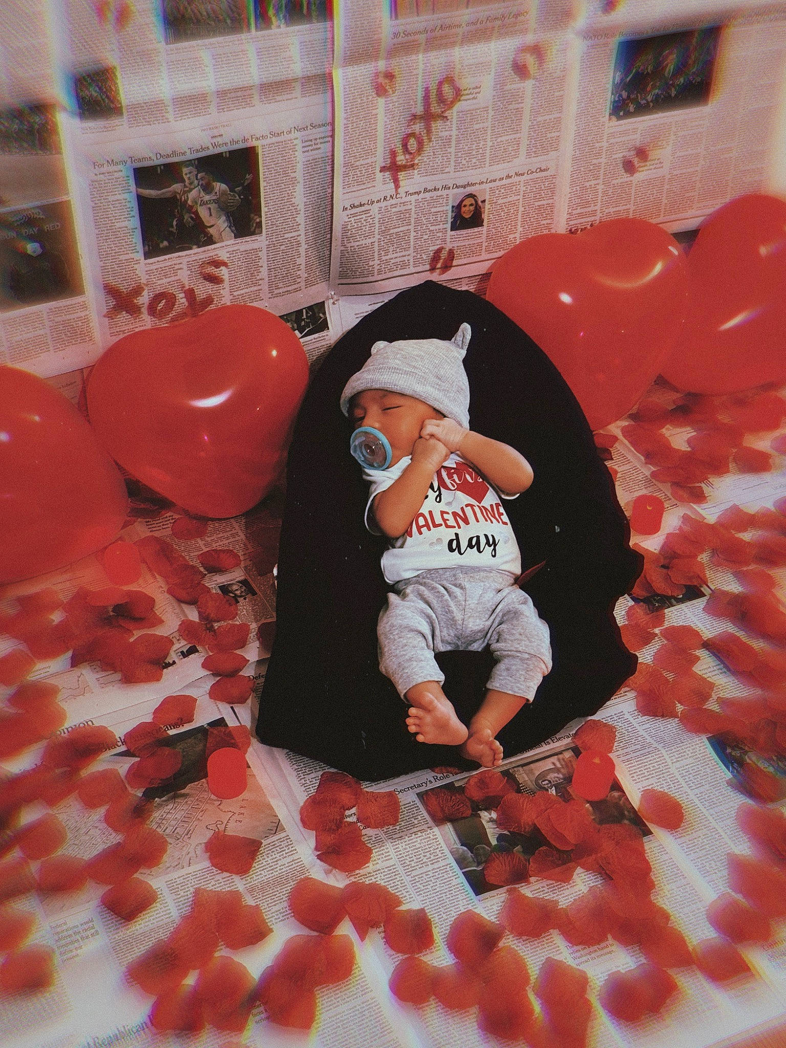 Andreas is registered to the contest to win money with this photo: art, carmine, child, flooring, font, hat, headwear, linens, orange, pattern, peach, person, pink, product, room, shorts, sleeve, t_shirt, textile, toddler