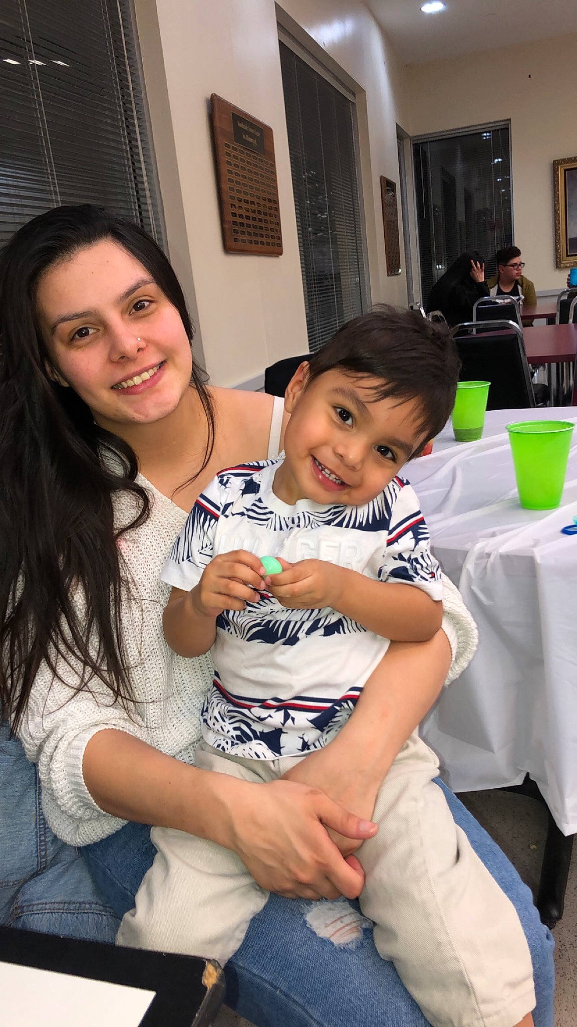 Leonel is registered to the contest to win money with this photo: child, happy, hug, joy, person, smile, toddler