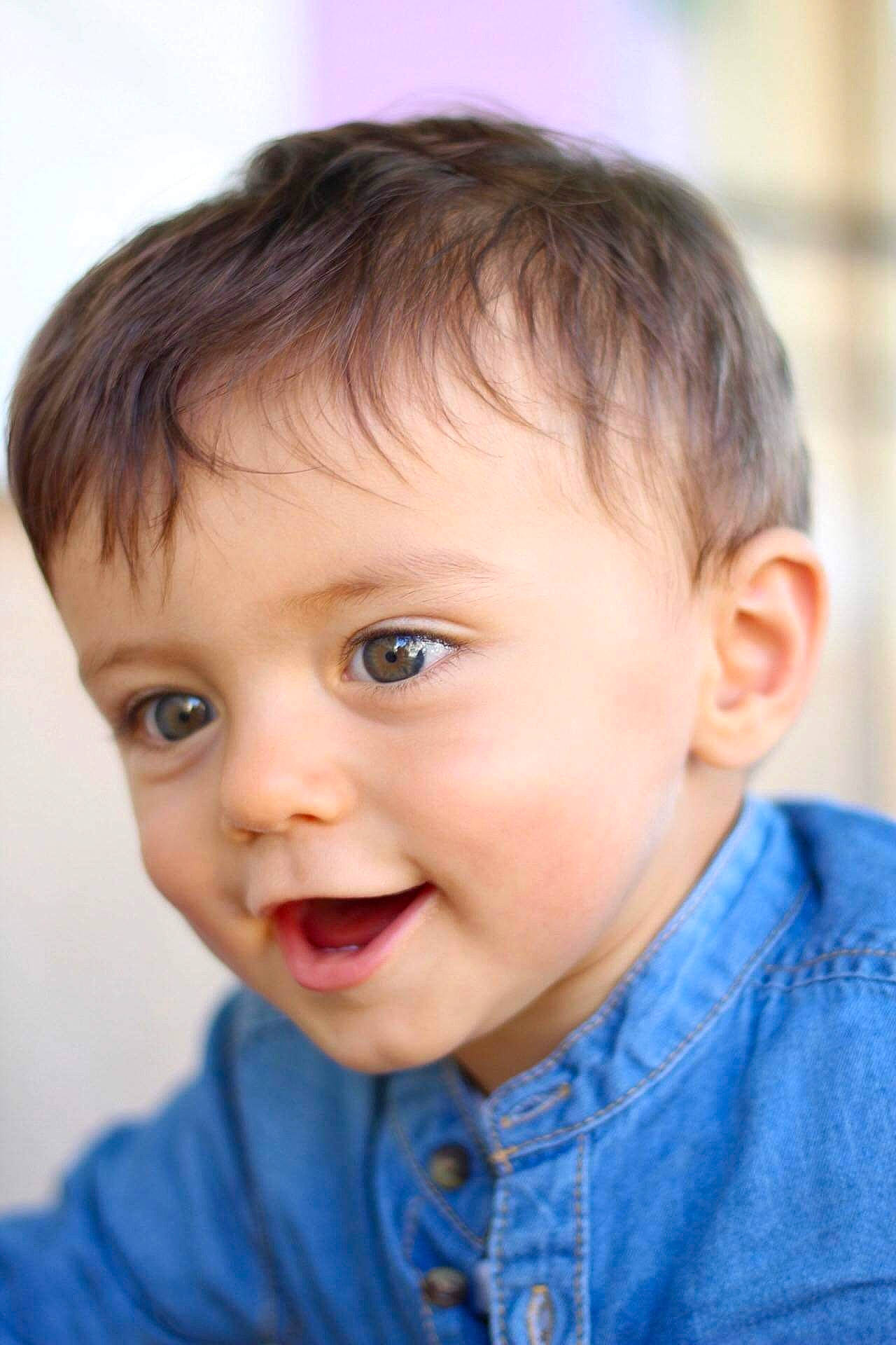 Nino a rejoint le concours — aidez-le/la à gagner de superbes lots ! azure, baby_toddler_clothing, cheek, chin, clothing, ear, eye, eyelash, face, forehead, happy, head, iris, lip, mouth, nose, person, skin, sleeve, smile