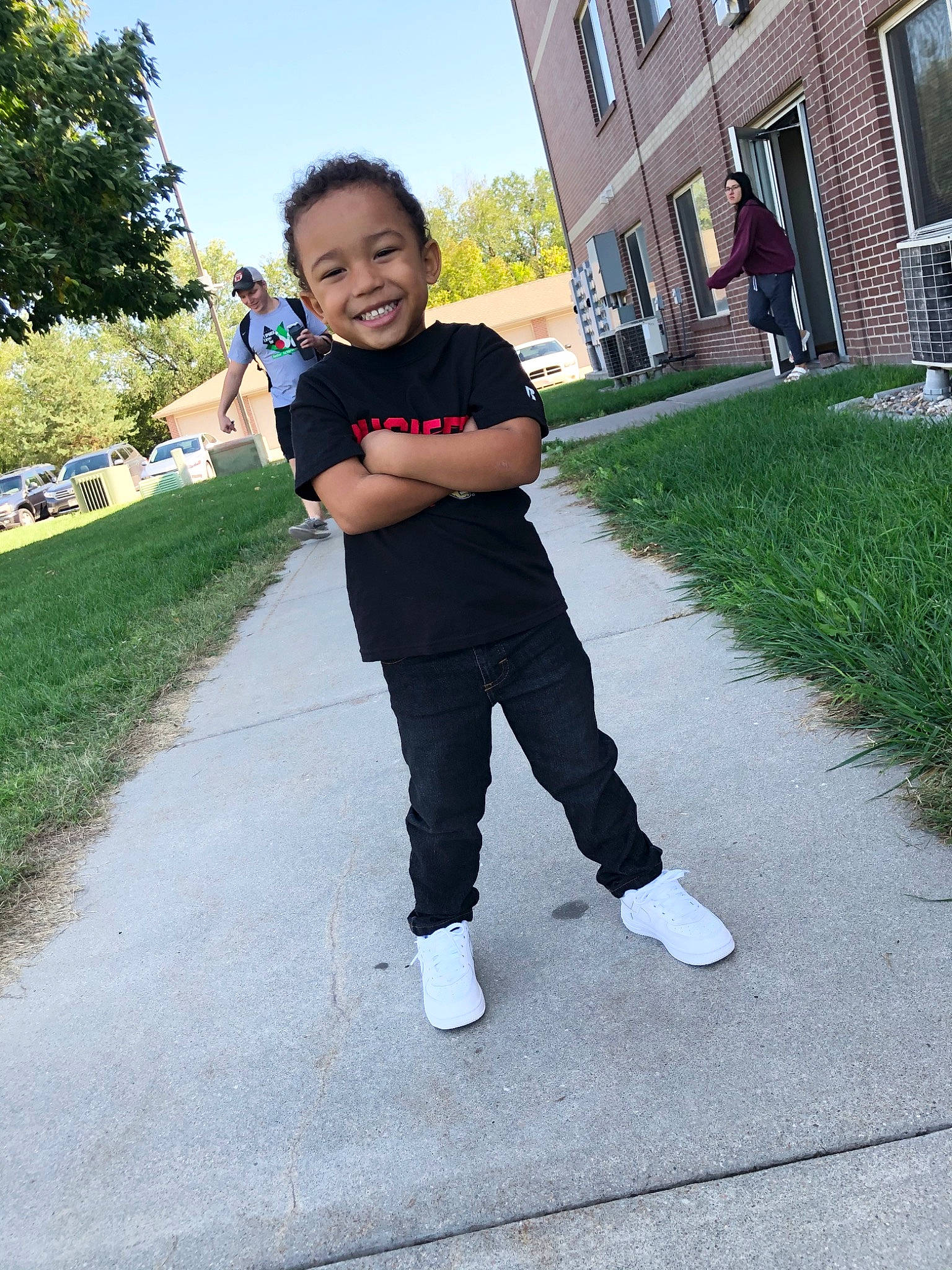 Zaidyn is registered to the contest to win money with this photo: child, footwear, grass, jeans, joy, leisure, person, photography, plant, recreation, shoe, toddler, tree, trousers, vacation