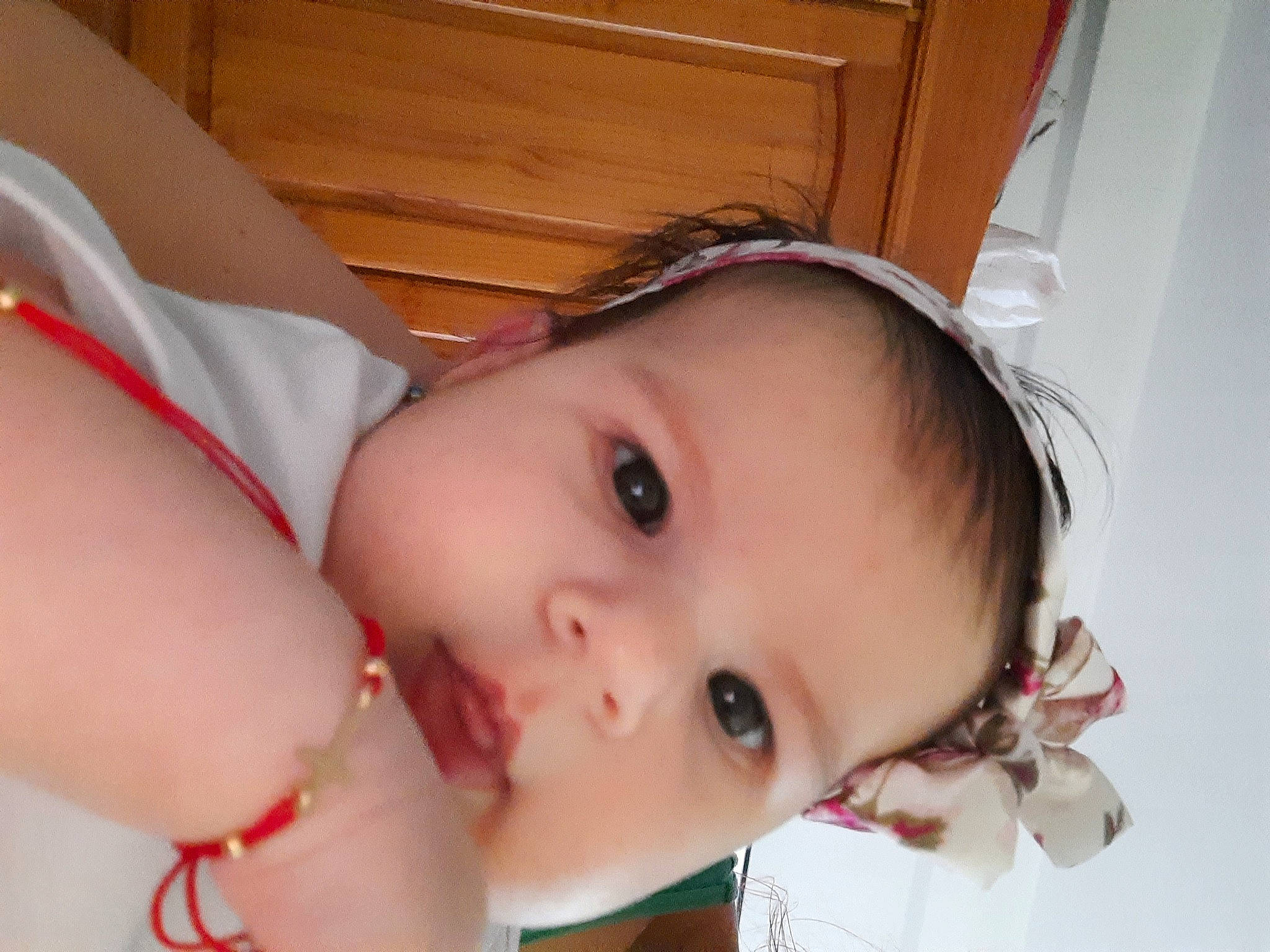 Izabela Maria participe au concours pour gagner de l'argent avec cette photo : abdomen, baby, baby_products, baby_toddler_clothing, cheek, chest, child, ear, eyelash, fun, happy, iris, lip, mouth, neck, nose, person, plant, skin, toddler