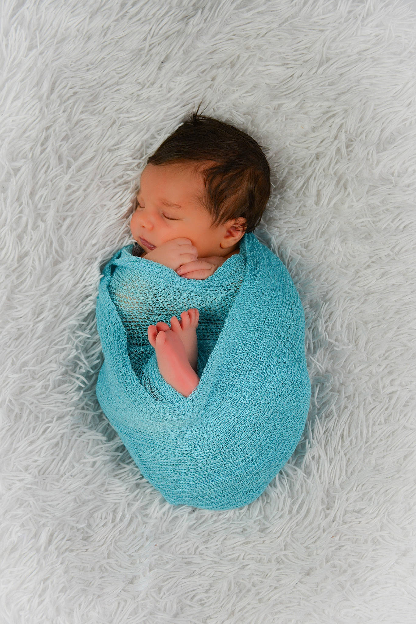 Gennaro a rejoint le concours — aidez-le/la à gagner de superbes lots ! aqua, azure, baby, baby_sleeping, baby_toddler_clothing, bedtime, blanket, cheek, child, comfort, hood, linens, nap, person, sleep, sweater, textile, toddler, turquoise, wool
