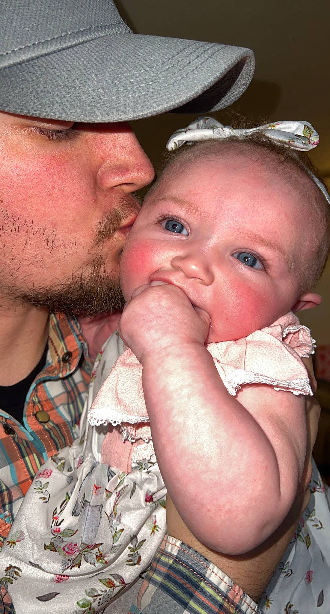 Paisley joined the competition — help win amazing prizes! beard, cap, cheek, chin, ear, eyelash, facial_expression, finger, forehead, gesture, hairstyle, happy, human, iris, lip, mouth, nose, organ, person, skin