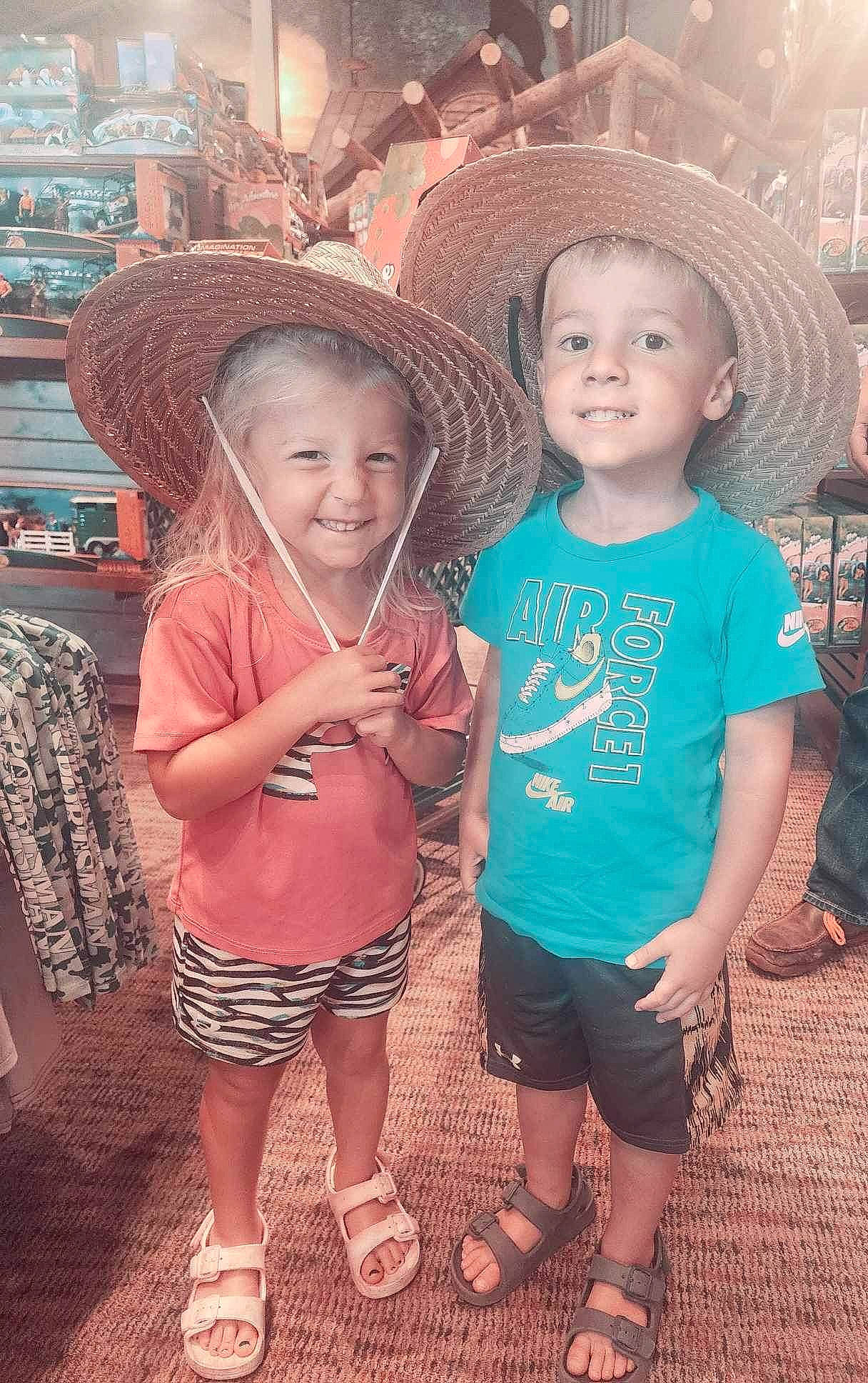 Kaislee is registered to the contest to win money with this photo: adaptation, clothing, cool, eye, facial_expression, friendship, happy, hat, headgear, human_body, joy, leisure, organ, person, shorts, skin, smile, standing, sun_hat, t_shirt