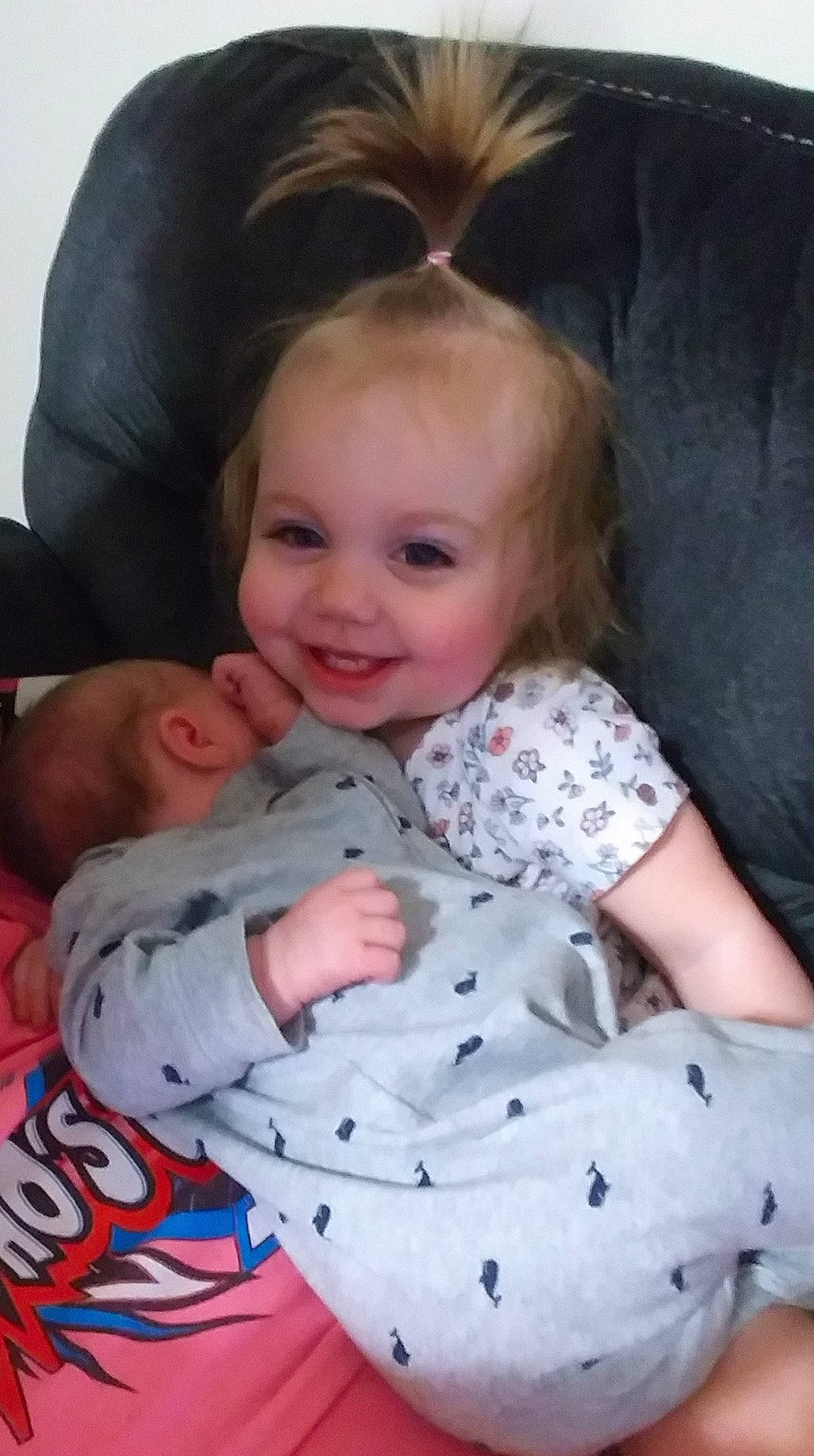 Ava is registered to the contest to win money with this photo: baby, cheek, child, daughter, iris, joy, lip, person, product, sibling, sitting, skin, smile, toddler