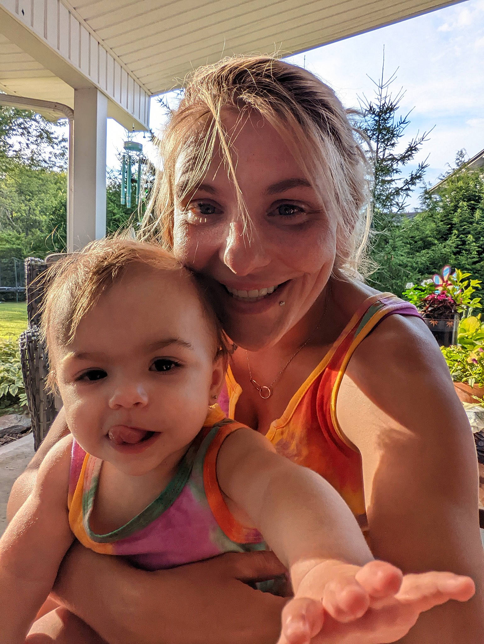 Charly is registered to the contest to win money with this photo: brassiere, chest, face, fun, gesture, grass, happy, human_body, joy, leisure, muscle, people_in_nature, person, plant, recreation, skin, sky, smile, swimwear, thigh