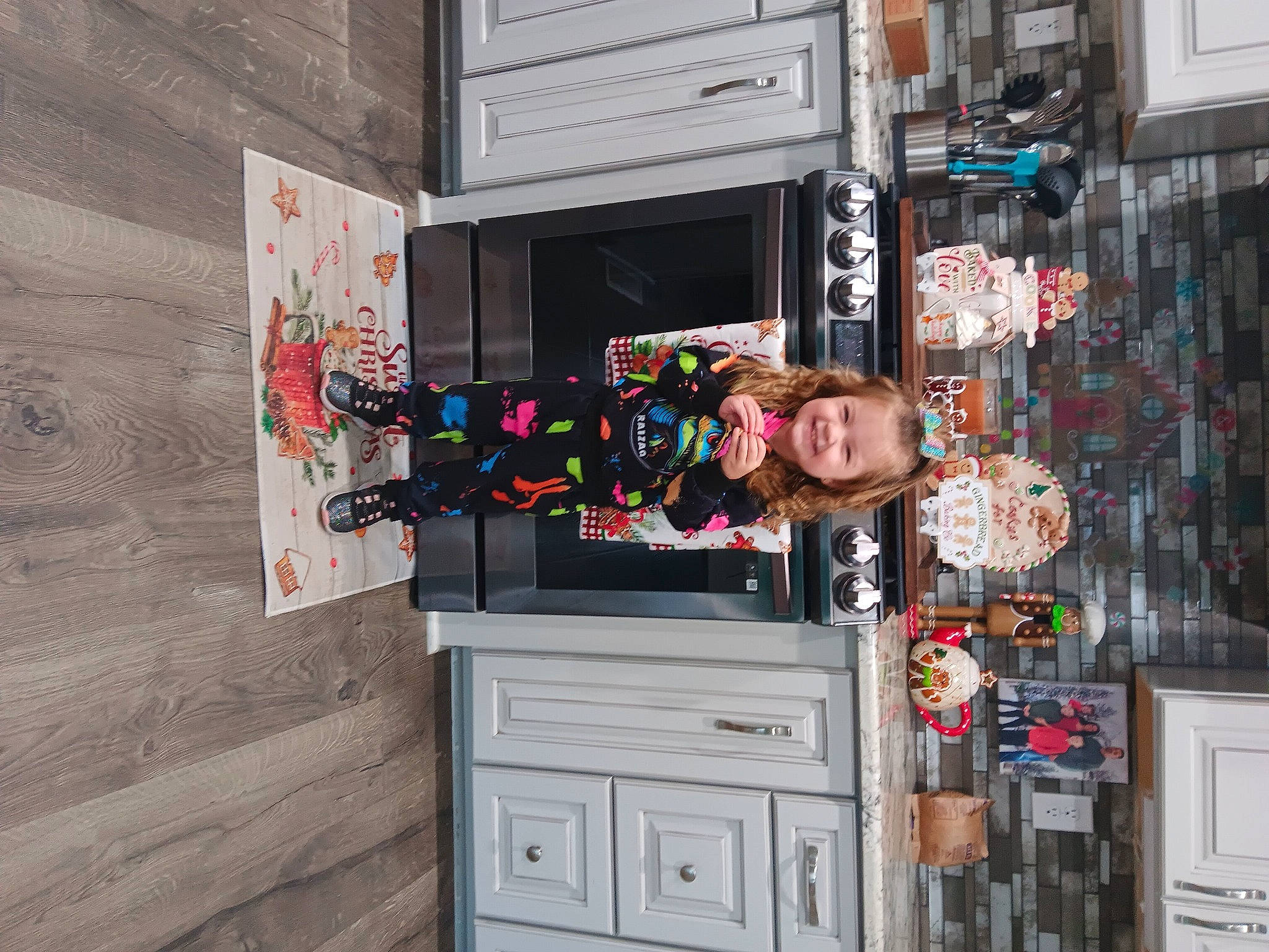 Malaya is registered to the contest to win money with this photo: art, building, cabinetry, chair, cupboard, door, drawer, facade, hardwood, houseplant, joy, machine, magenta, person, pink, road, room, smile, street, visual_arts