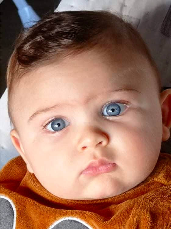 Fabio participe au concours pour gagner de l'argent avec cette photo : baby, baby_toddler_clothing, cheek, child, close_up, ear, eyebrow, eyelash, forehead, happy, iris, lip, no_expression, nose, person, photography, portrait_photography, product, skin, toddler