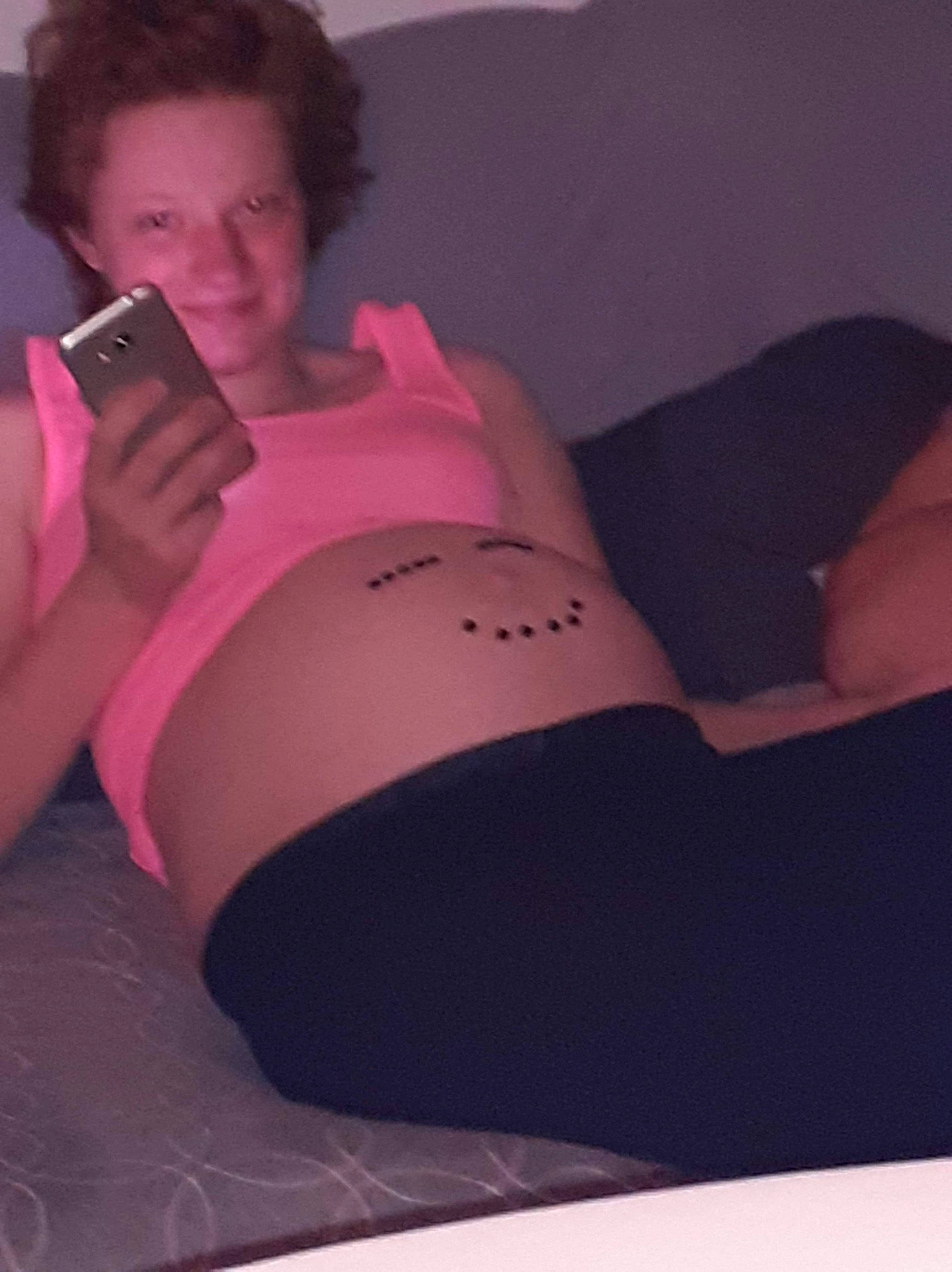 Myriana a rejoint le concours — aidez-le/la à gagner de superbes lots ! abdomen, beauty, chest, comfort, elbow, joint, joy, knee, lingerie, mobile_phone, muscle, neck, person, selfie, shoulder, skin, stomach, thigh, trunk, undergarment