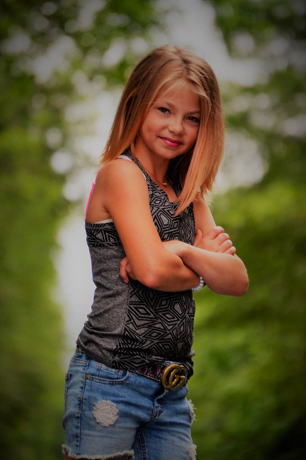 Matty is registered to the contest to win money with this photo: beauty, blond, brown_hair, eye, fashion, flash_photography, grass, hair, jean_short, jeans, joy, long_hair, model, people_in_nature, person, photo_shoot, photography, portrait_photography, sitting, smile