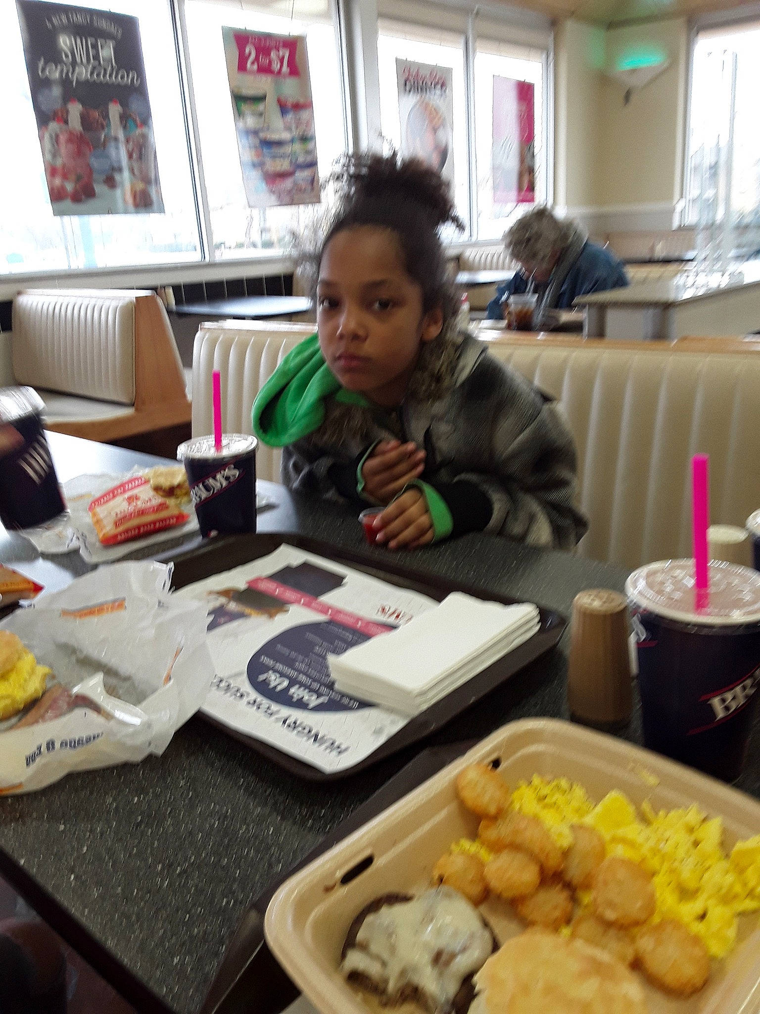 Ayla is registered to the contest to win money with this photo: breakfast, brunch, child, comfort_food, cuisine, dish, eating, food, gimbap, japanese_cuisine, learning, lunch, meal, person, side_dish