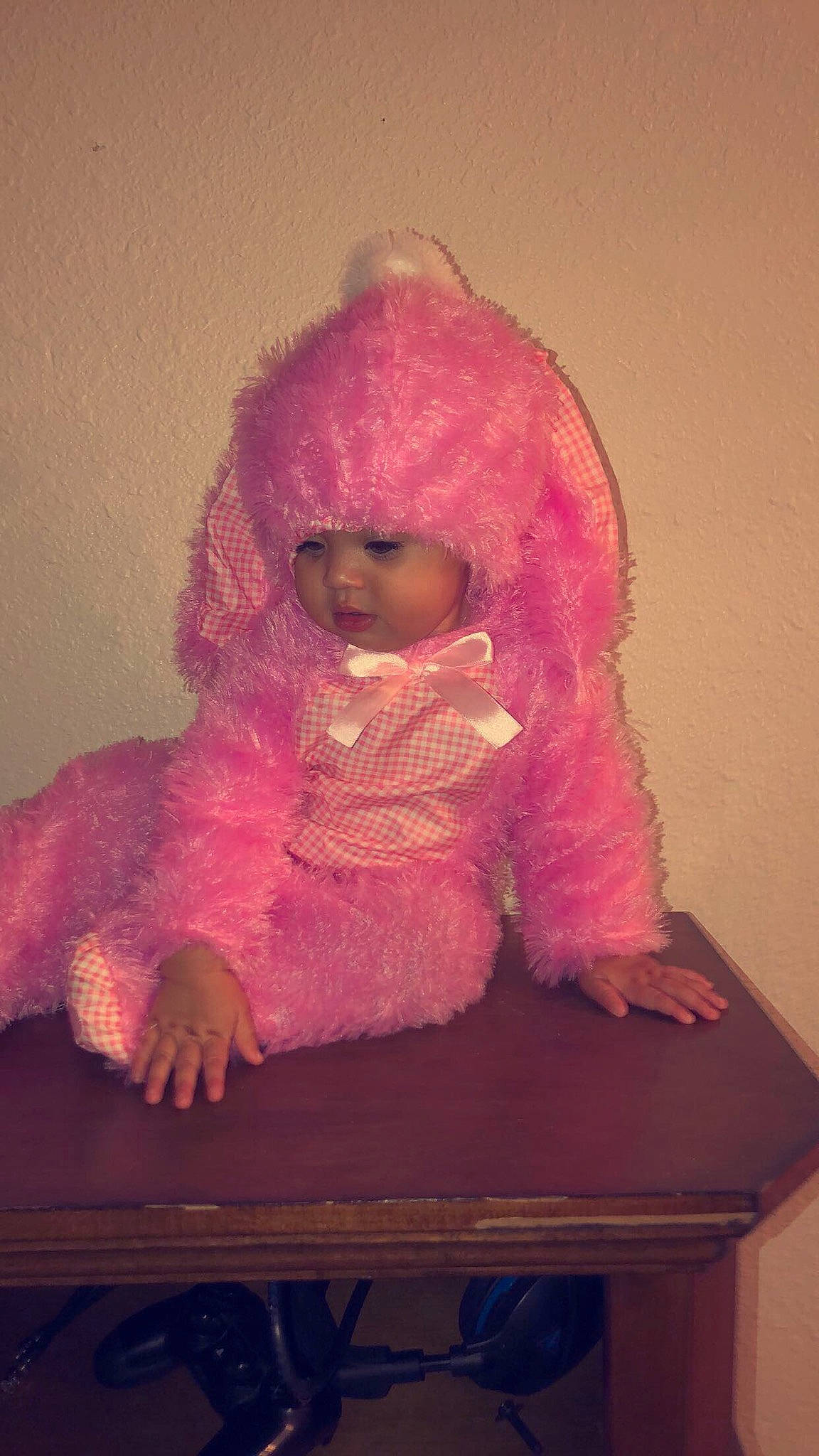 Sapphire is registered to the contest to win money with this photo: costume, headwear, person, pink, wig