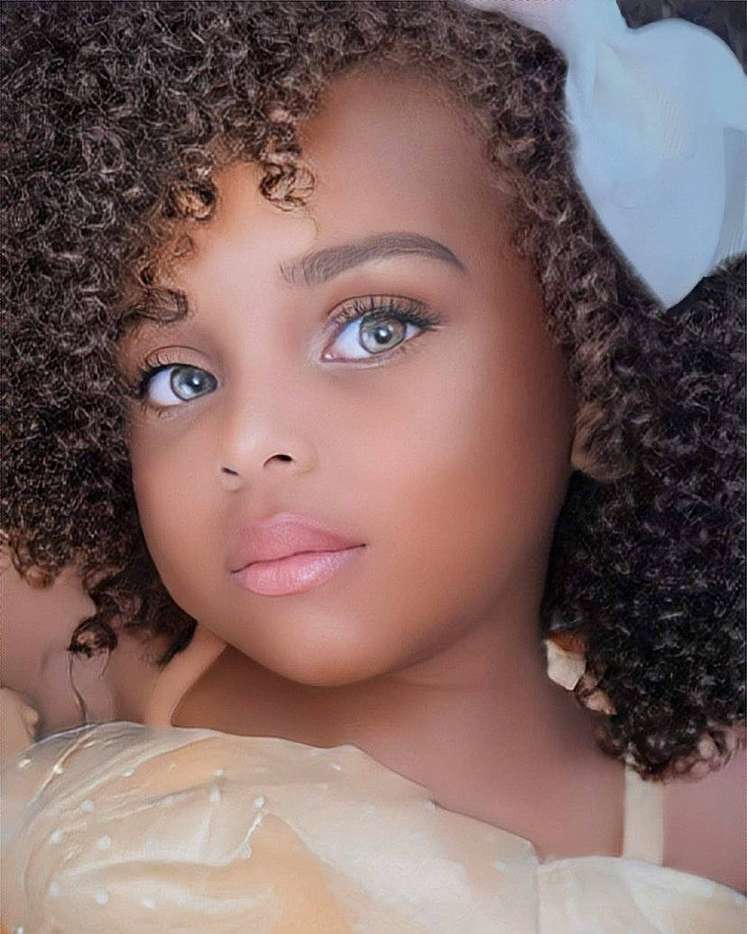 Avanna joined the competition — help win amazing prizes! brown, cheek, chin, eye, eyebrow, eyelash, face, facial_expression, forehead, hairstyle, human, iris, jheri_curl, lip, neck, nose, organ, person, ringlet, skin