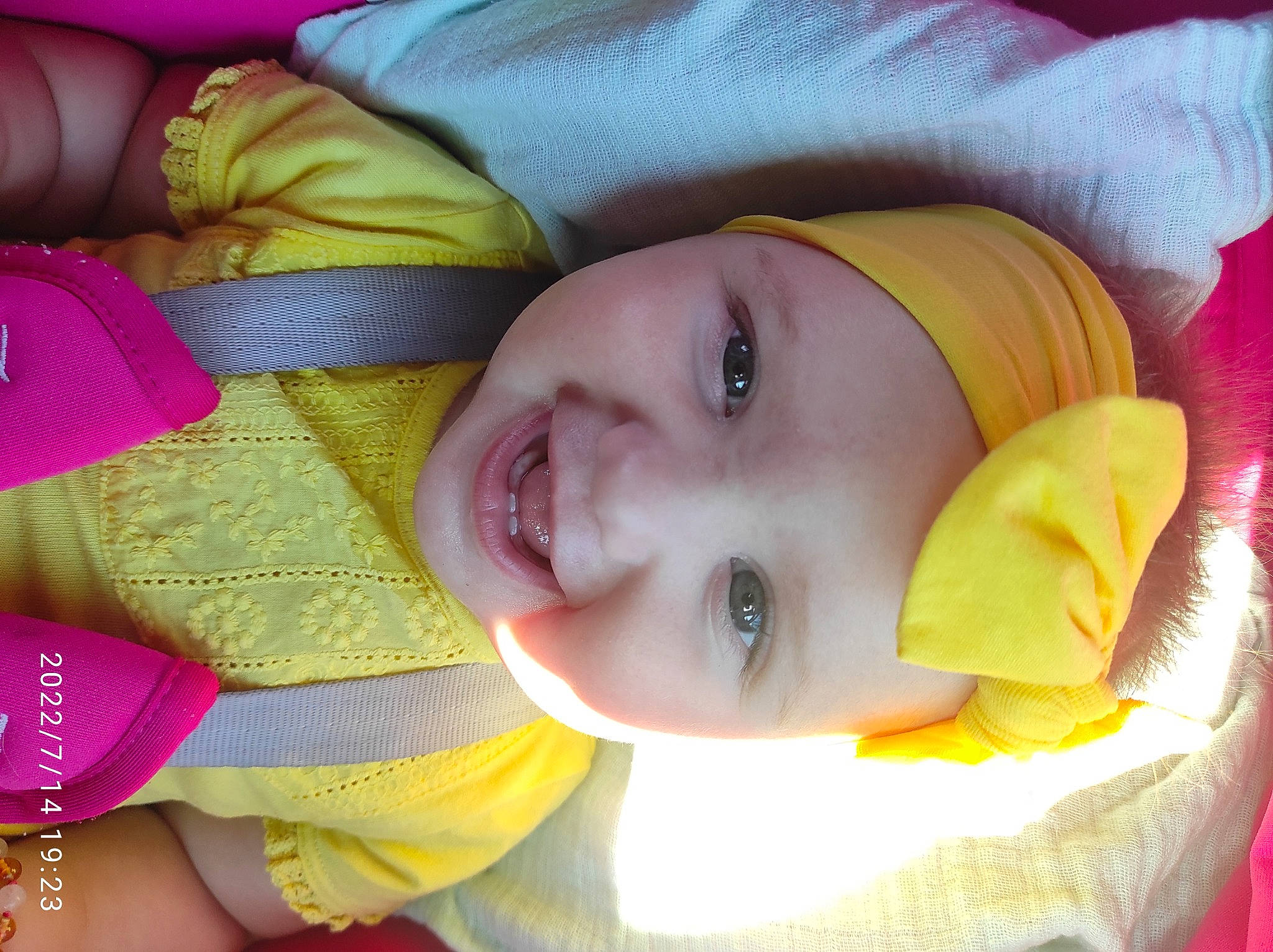 Naëlya a rejoint le concours — aidez-le/la à gagner de superbes lots ! baby, baby_toddler_clothing, cheek, chin, eye, eyebrow, face, facial_expression, finger, head, headwear, iris, lip, mouth, nose, person, product, skin, smile, textile